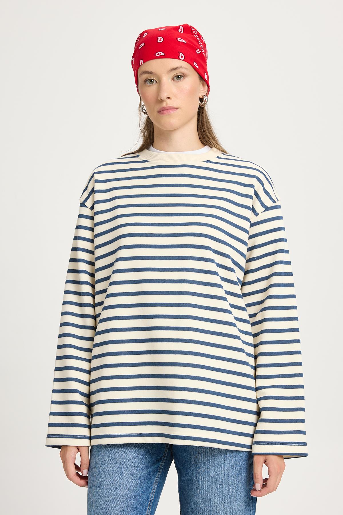 Kadın Çizgili Oversize Lacivert Krem Sweatshirt 30010