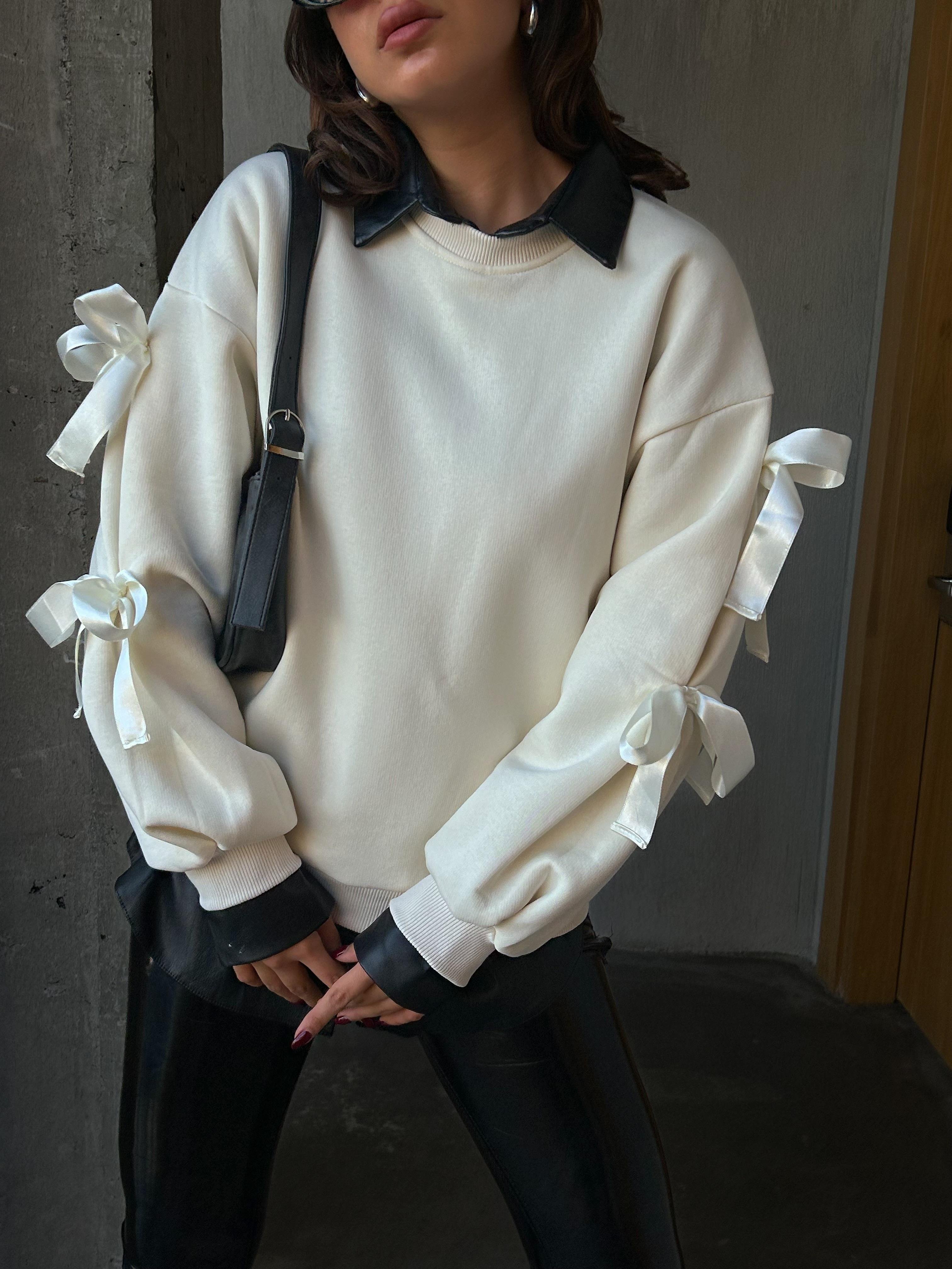 Kadın Ekru 3 İplik Şardonlu Geniş Kesim Kurdele Detaylı Sweatshirt 28318