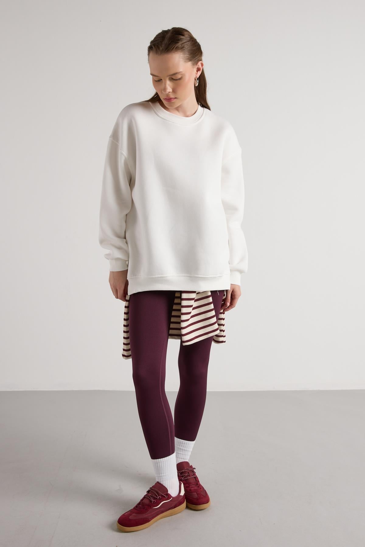 Kadın Ekru Basic Yırtmaçlı Oversize 3 iplik Şardonlu Sweatshirts 30078 