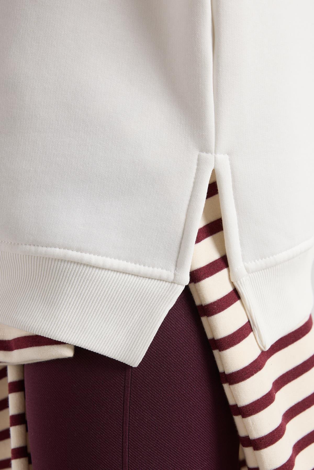 Kadın Ekru Basic Yırtmaçlı Oversize 3 iplik Şardonlu Sweatshirts 30078 