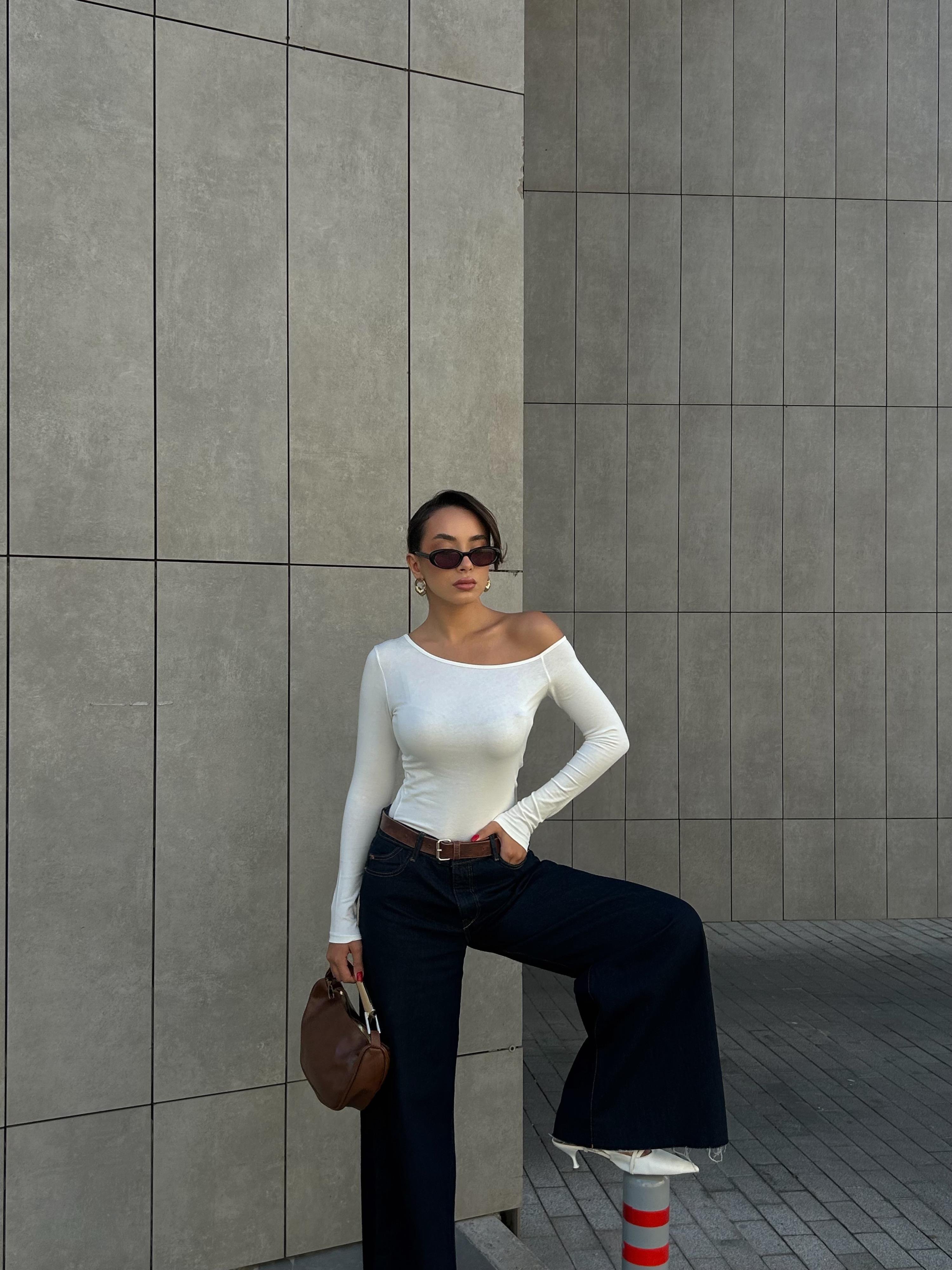 Kadın Ekru Kayık Yaka Pamuk Kumaş Bluz