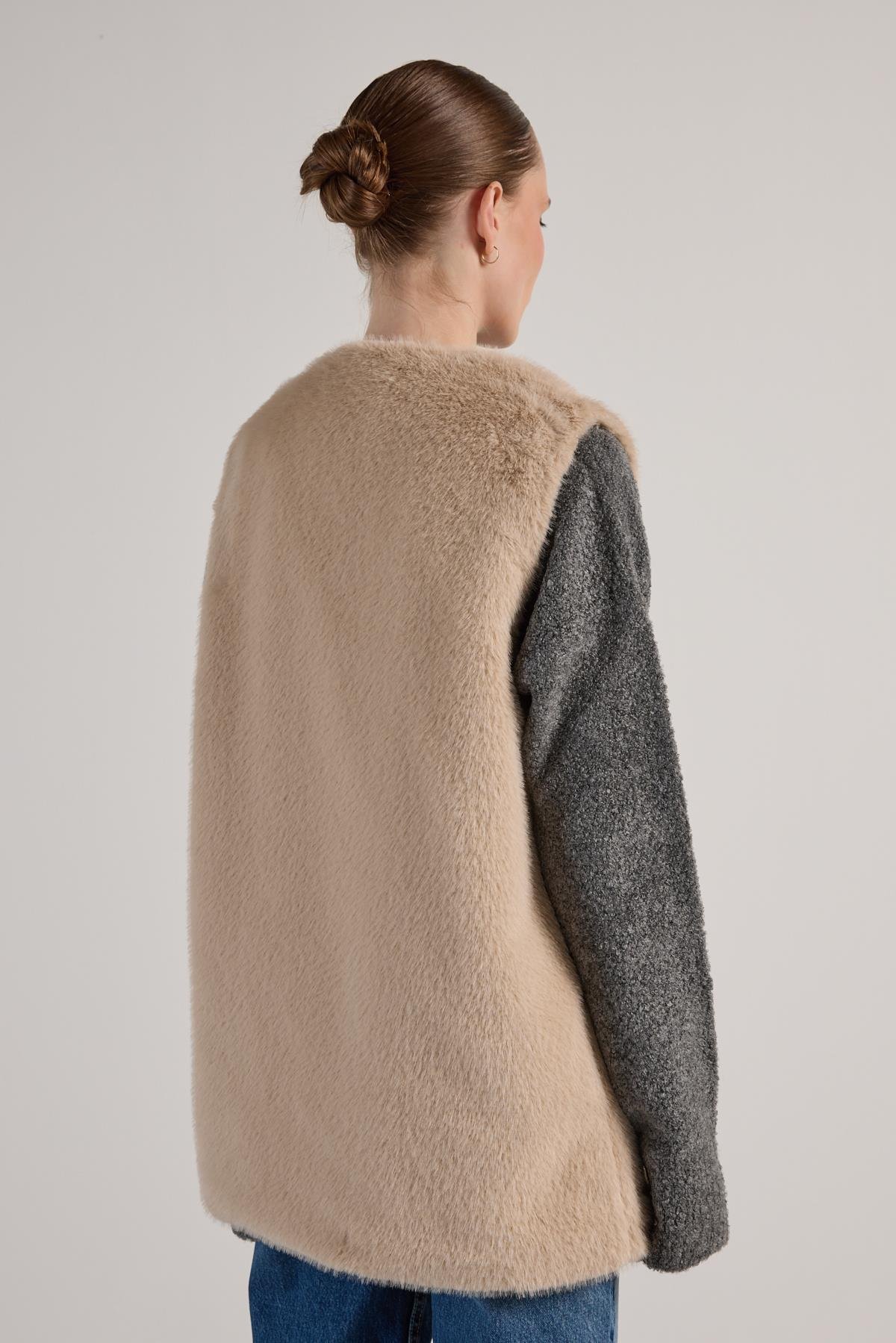 Kadın Ekru Uzun Astarlı Kürk Yelek 30072