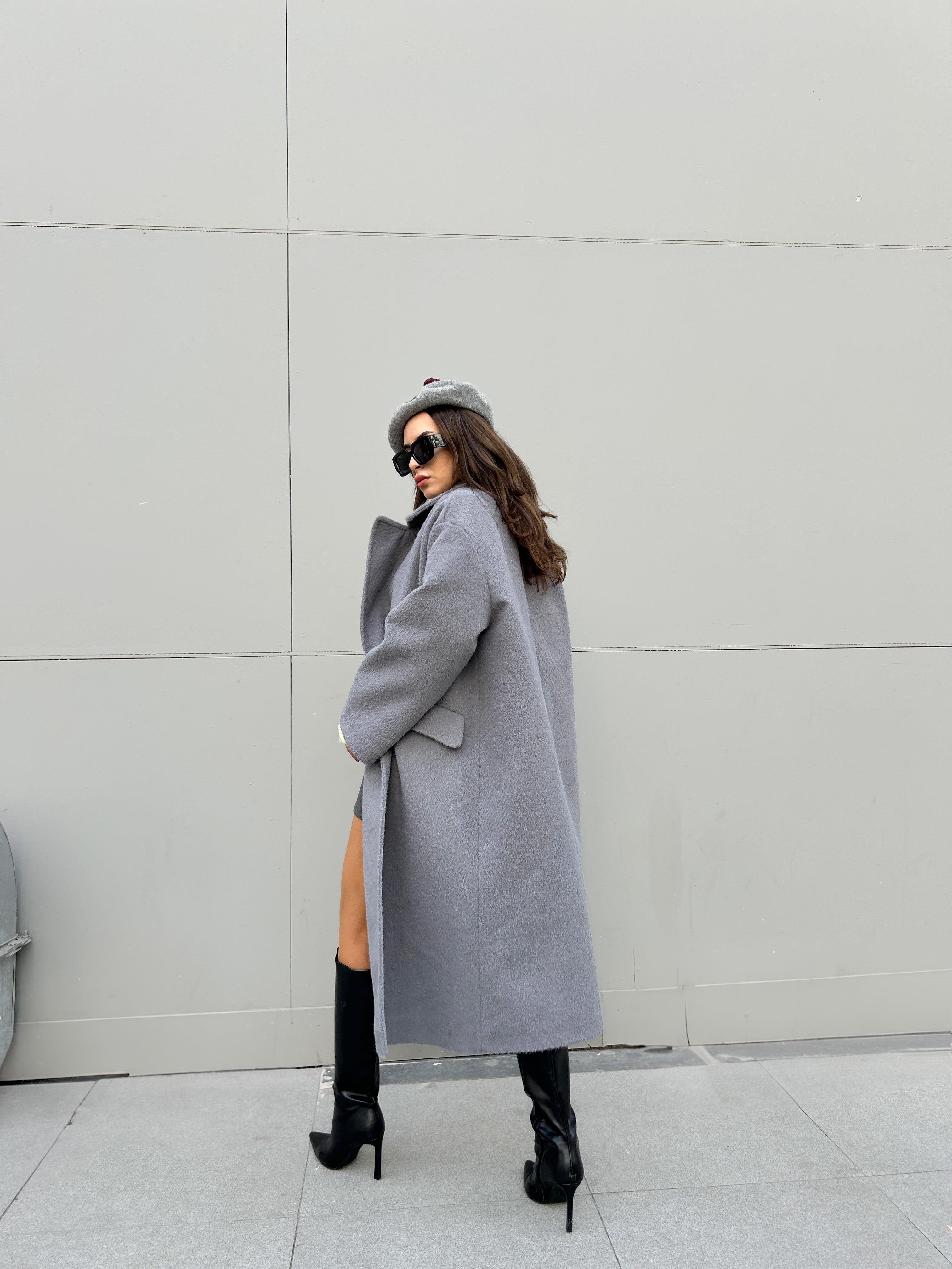 Kadın Gri Astarlı Uzun Oversize Kaşe Kaban 30110