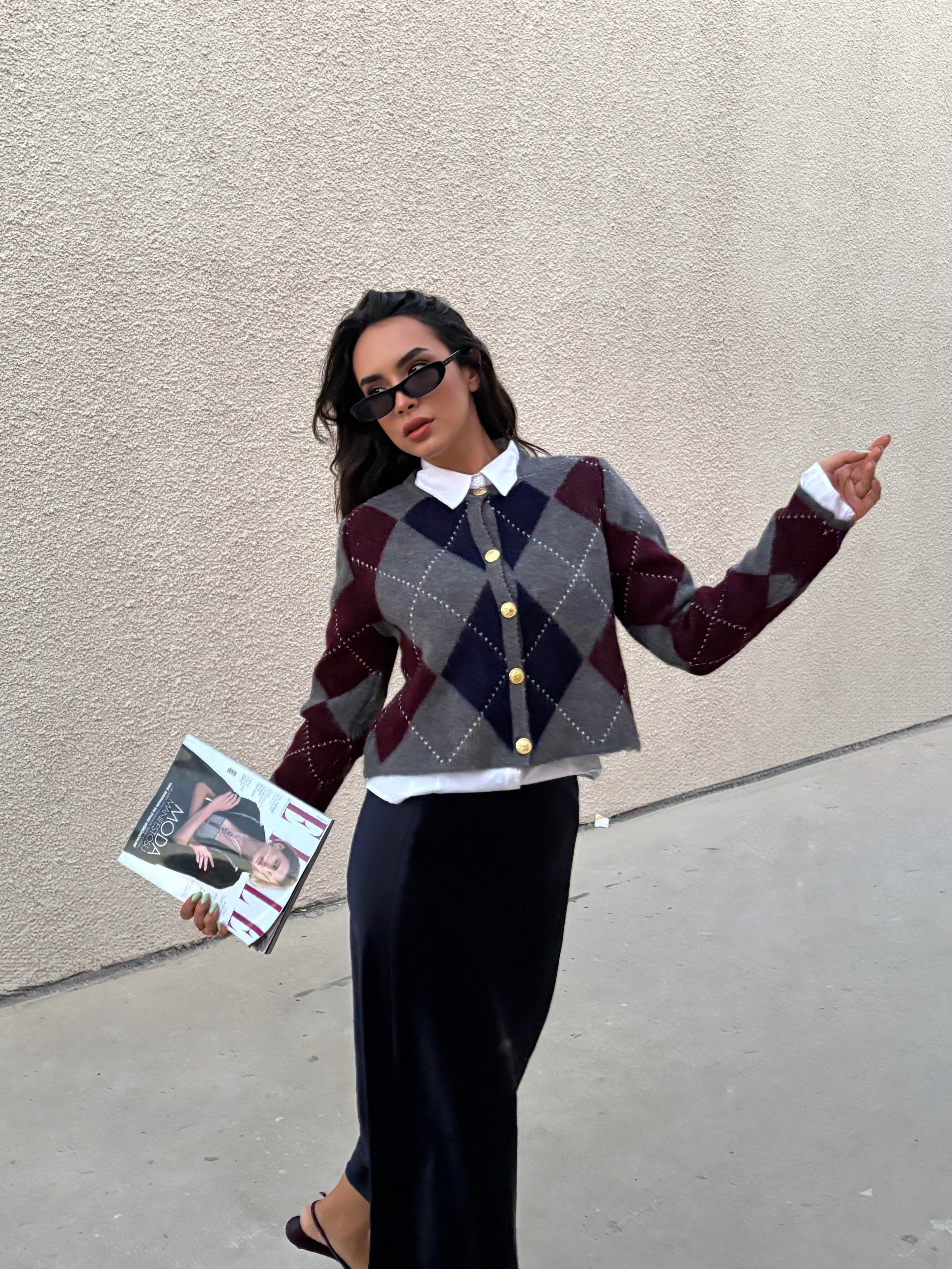 Kadın Gri Düğmeli Şardonlu Hırka 5570