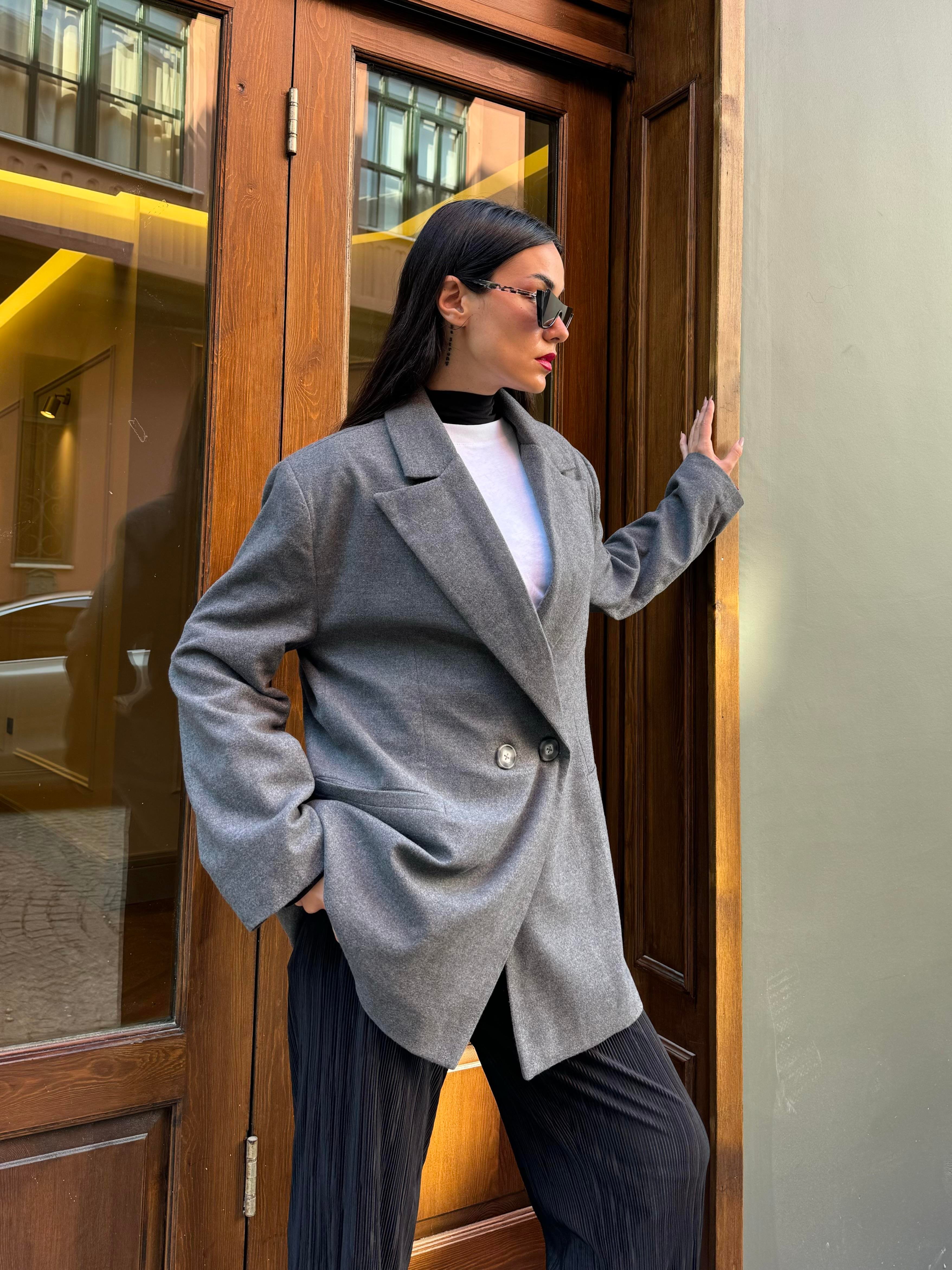 Kadın Gri Şardonlu Poliviskon Oversize Ceket 28265