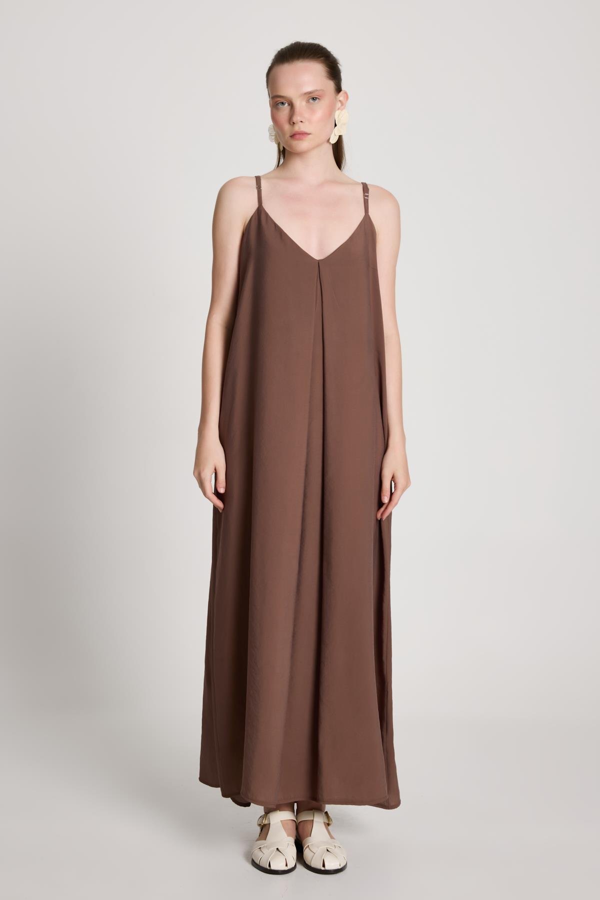 Kadın Kahve %100 Modal Askılı Bol Kesim Uzun Elbise 29201