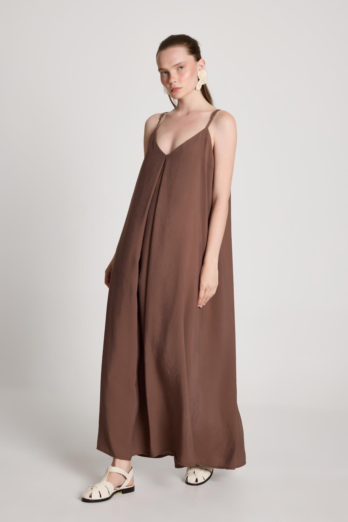 Kadın Kahve %100 Modal Askılı Bol Kesim Uzun Elbise 29201