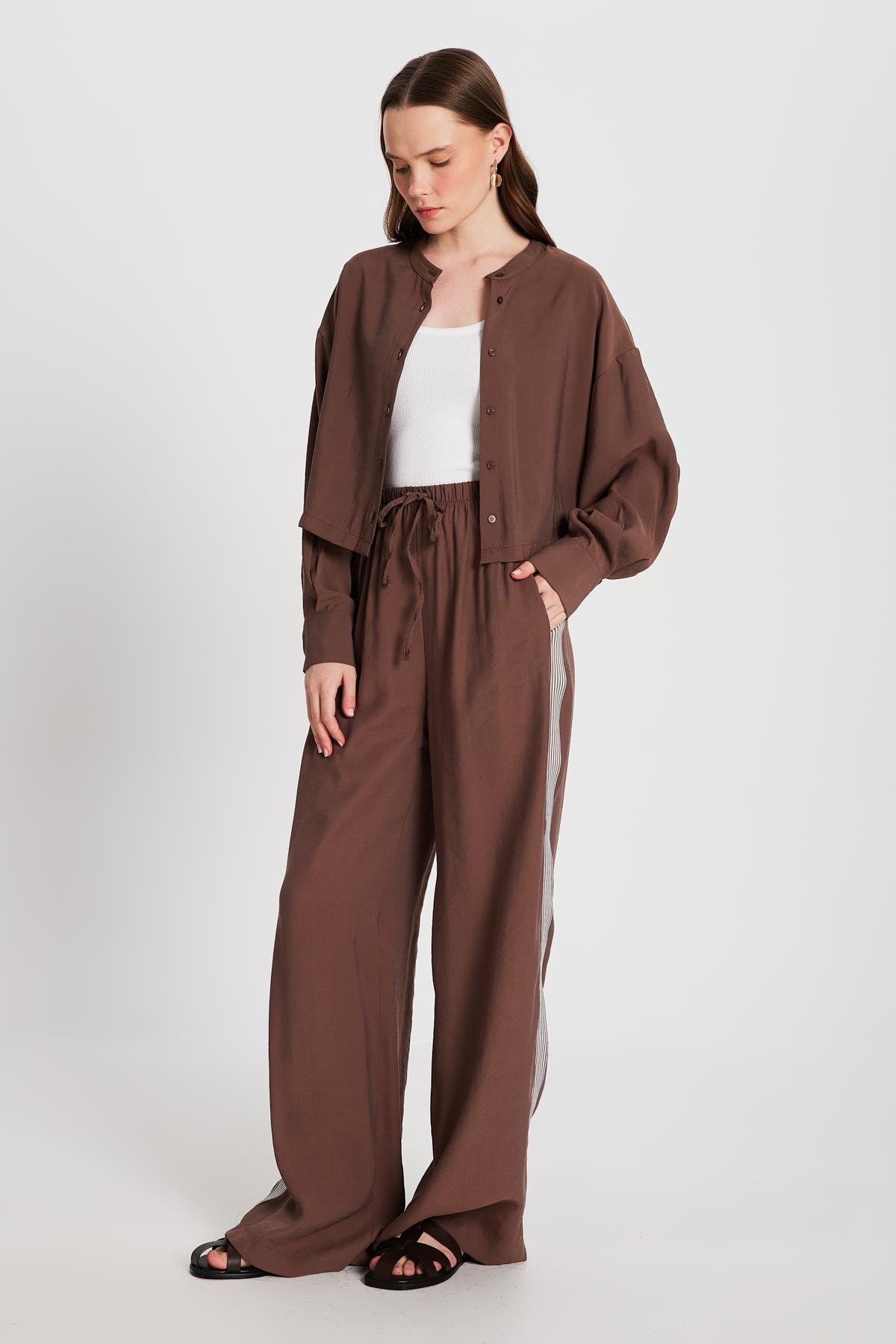 Kadın Kahve %100 Modal Bol Kesim Yanları Şeritli Pantolon 29139