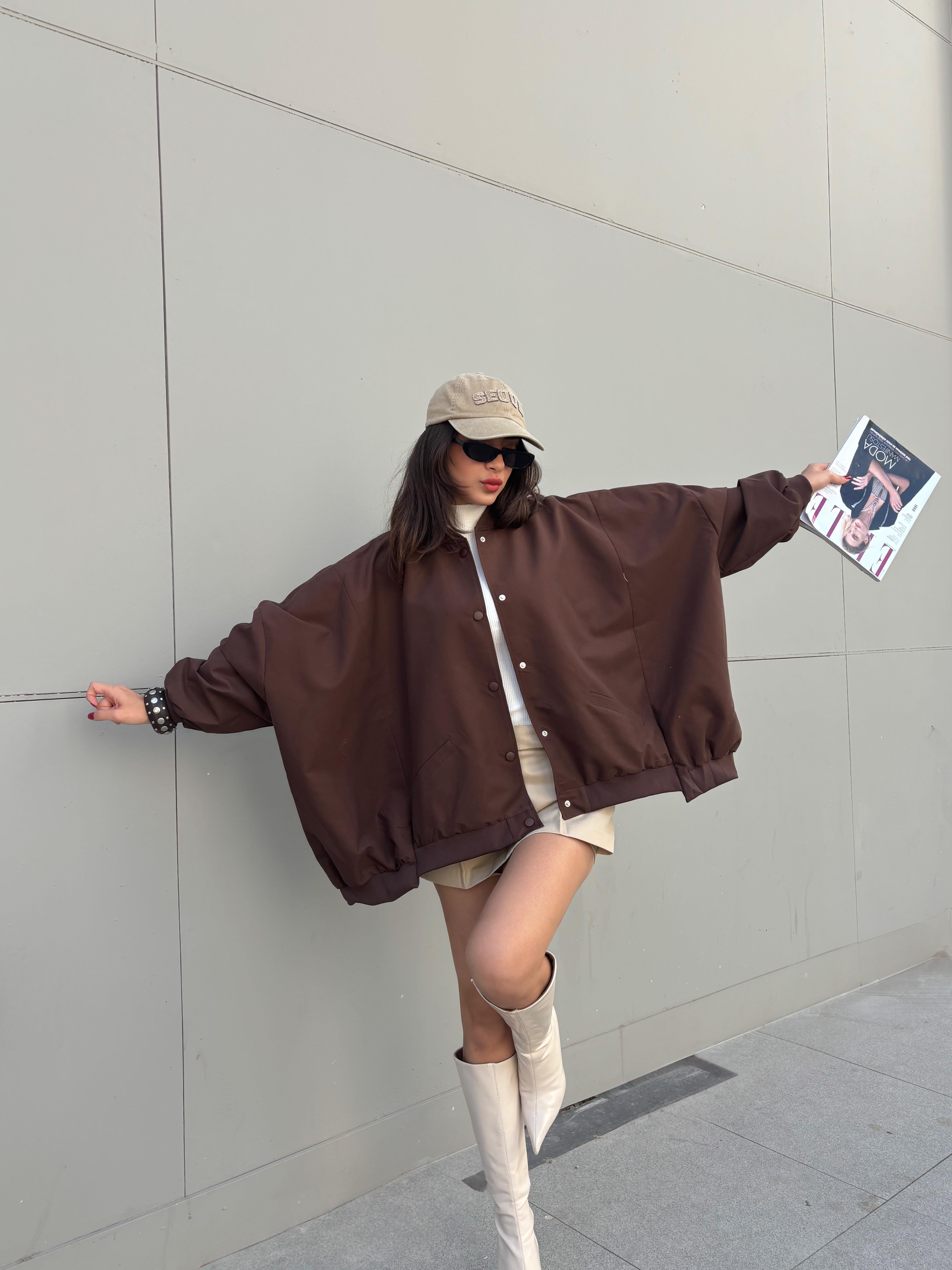 Kadın Kahve Astarlı Oversize Tasarım Trençkot 30050