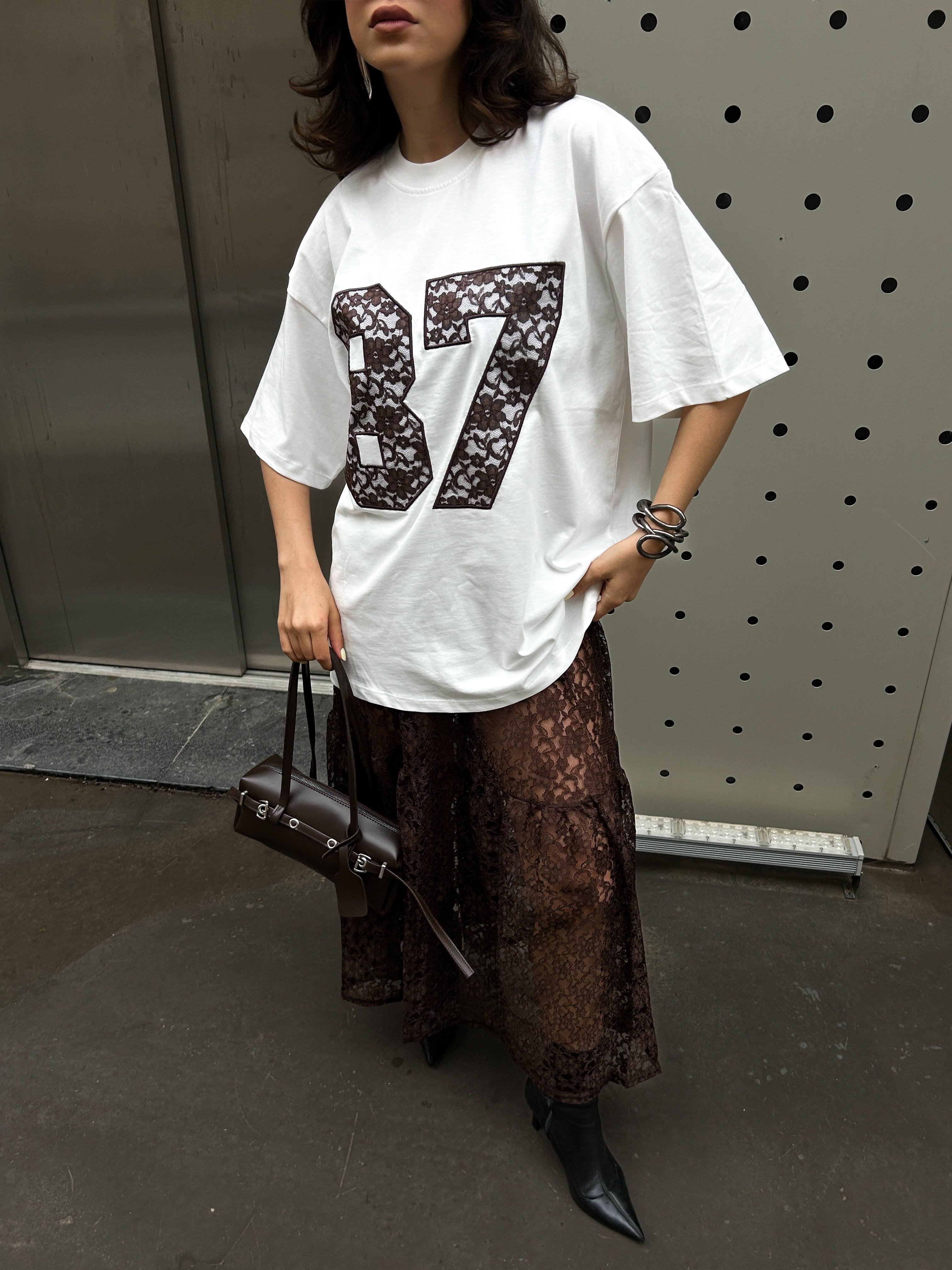 Kadın Kahve Dantel Nakışlı Oversize T-shirt 29055