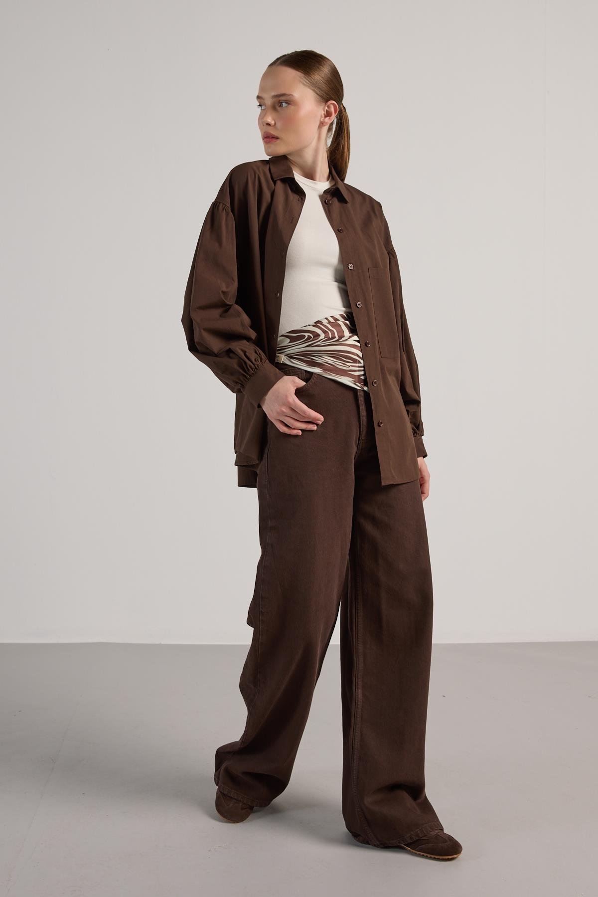 Kadın Kahve Pileli Cep Detaylı Oversize Gömlek 30062