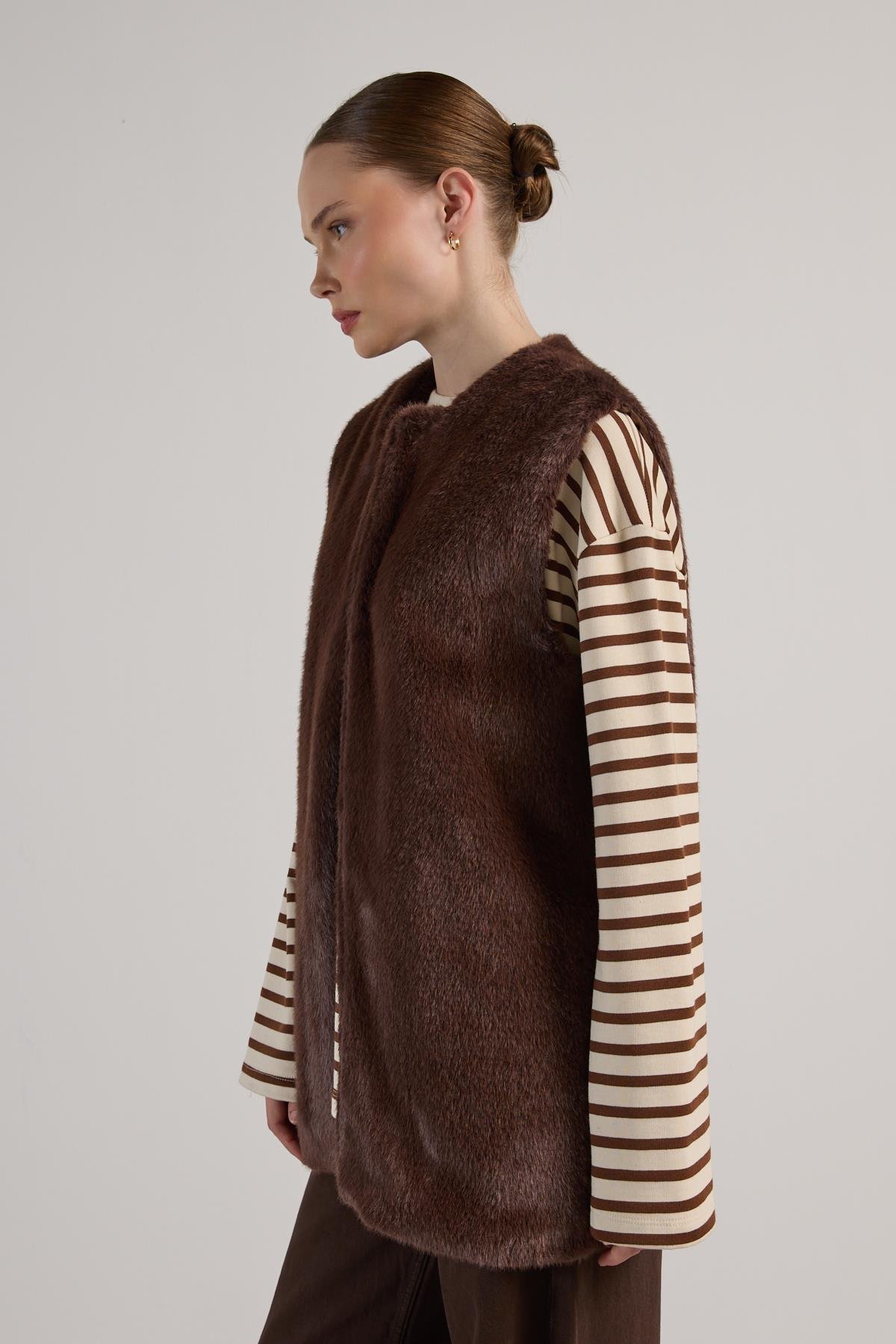Kadın Kahve Uzun Astarlı Kürk Yelek 30072