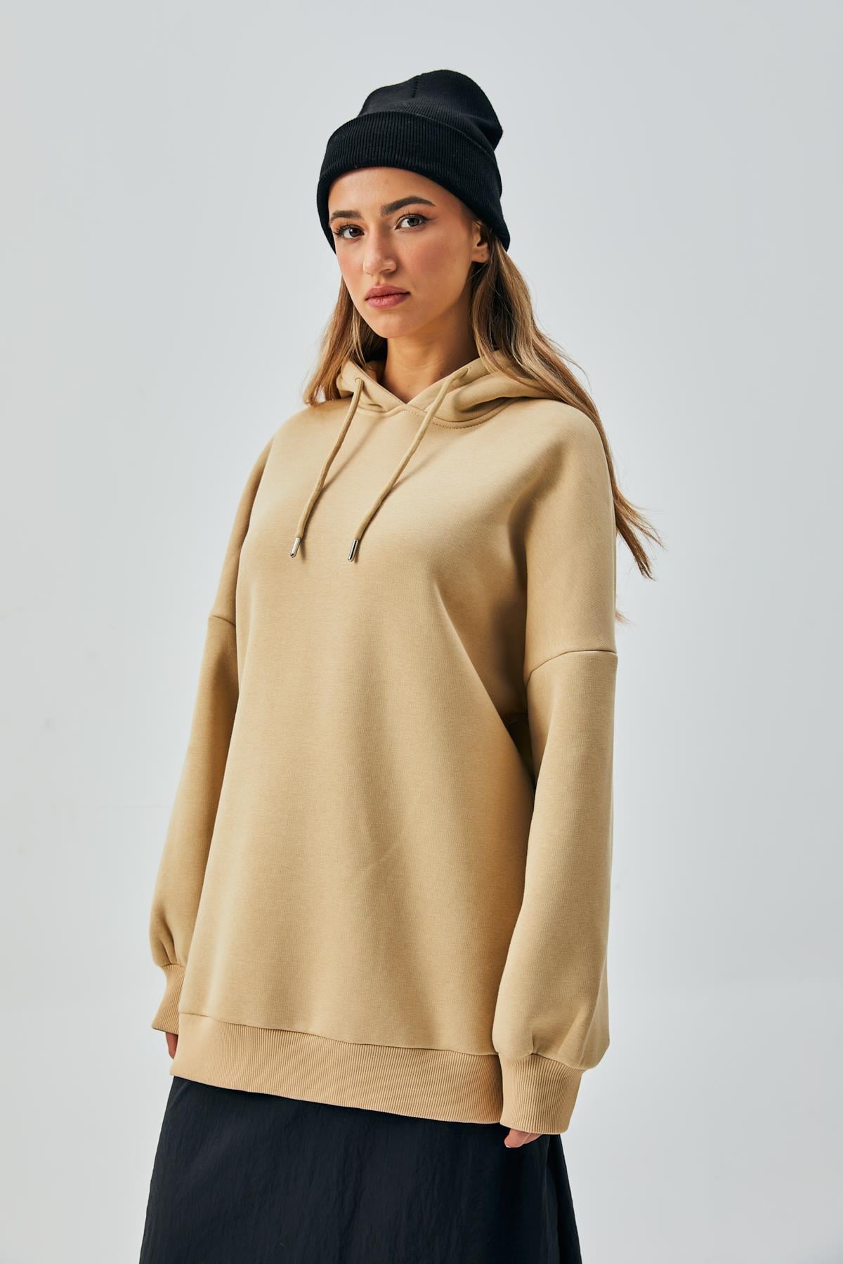 Kadın Kum Beji 3 İplik Şardonlu Kapüşonlu Geniş Kesim Sweatshirt 28215