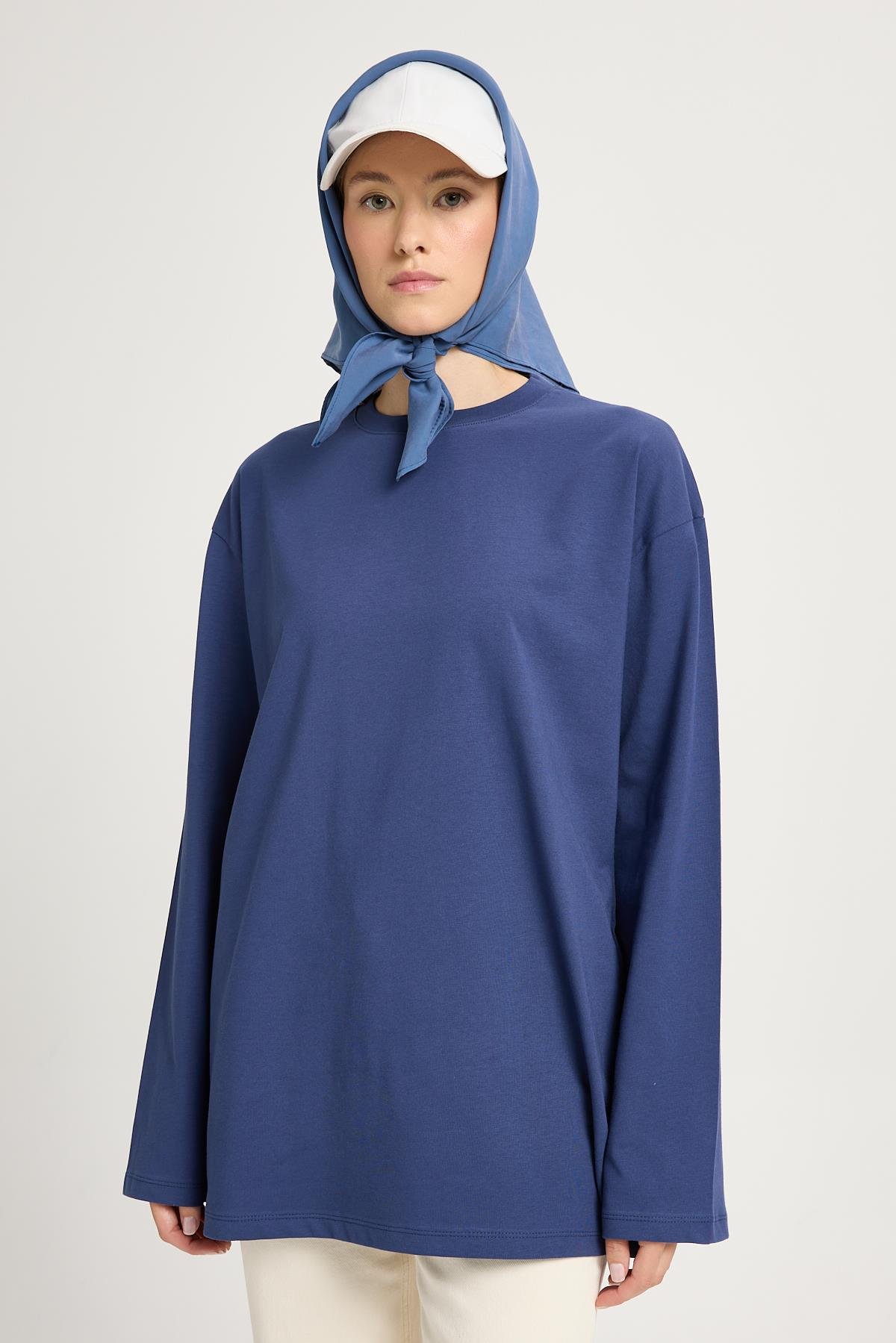 Kadın Lacivert Geniş Kol Oversize Basic T-shirt
