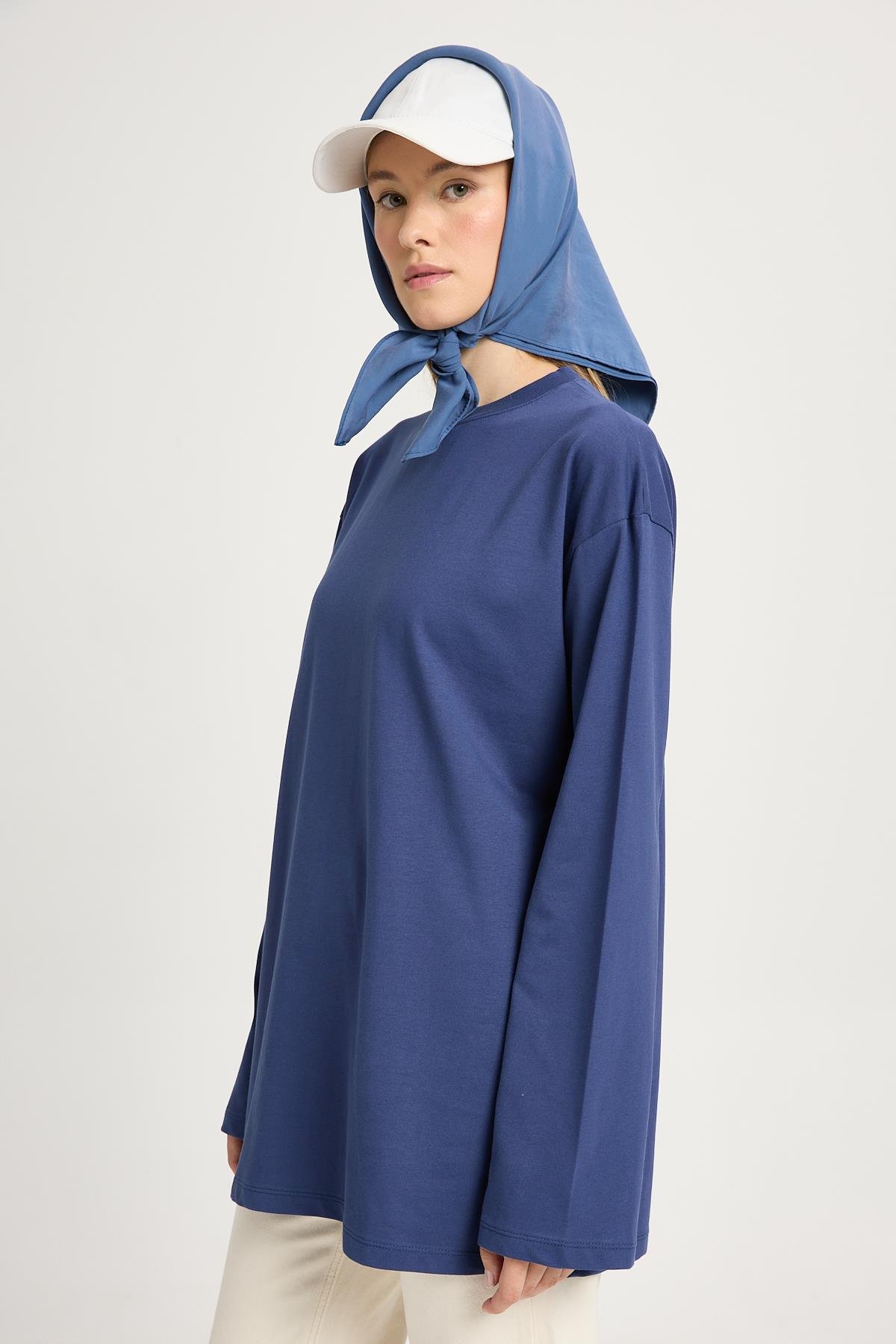 Kadın Lacivert Geniş Kol Oversize Basic T-shirt