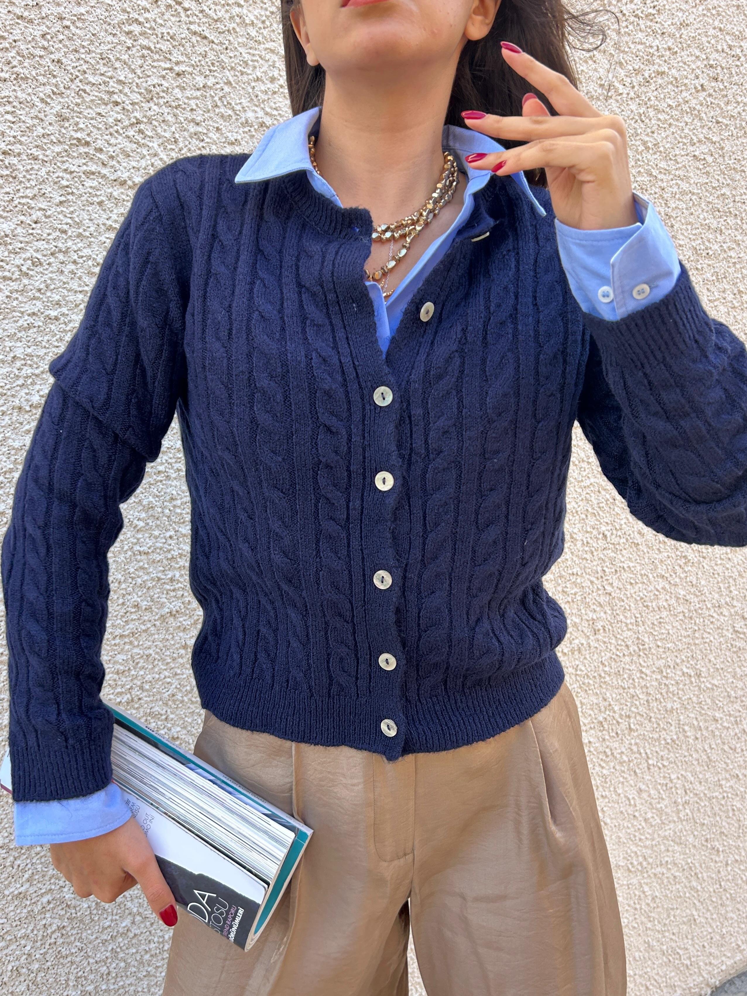 Kadın Lacivert Saç Örgü Taş Düğmeli Kısa Hırka 30033