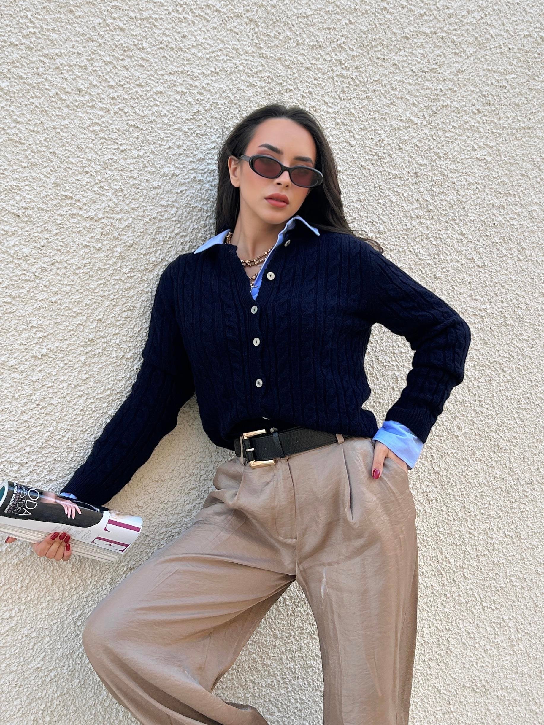 Kadın Lacivert Saç Örgü Taş Düğmeli Kısa Hırka 30033