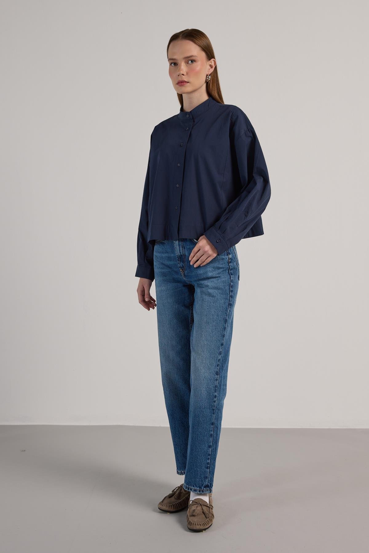 Kadın Lacivert Tasarım Oversize Kısa Gömlek 30019