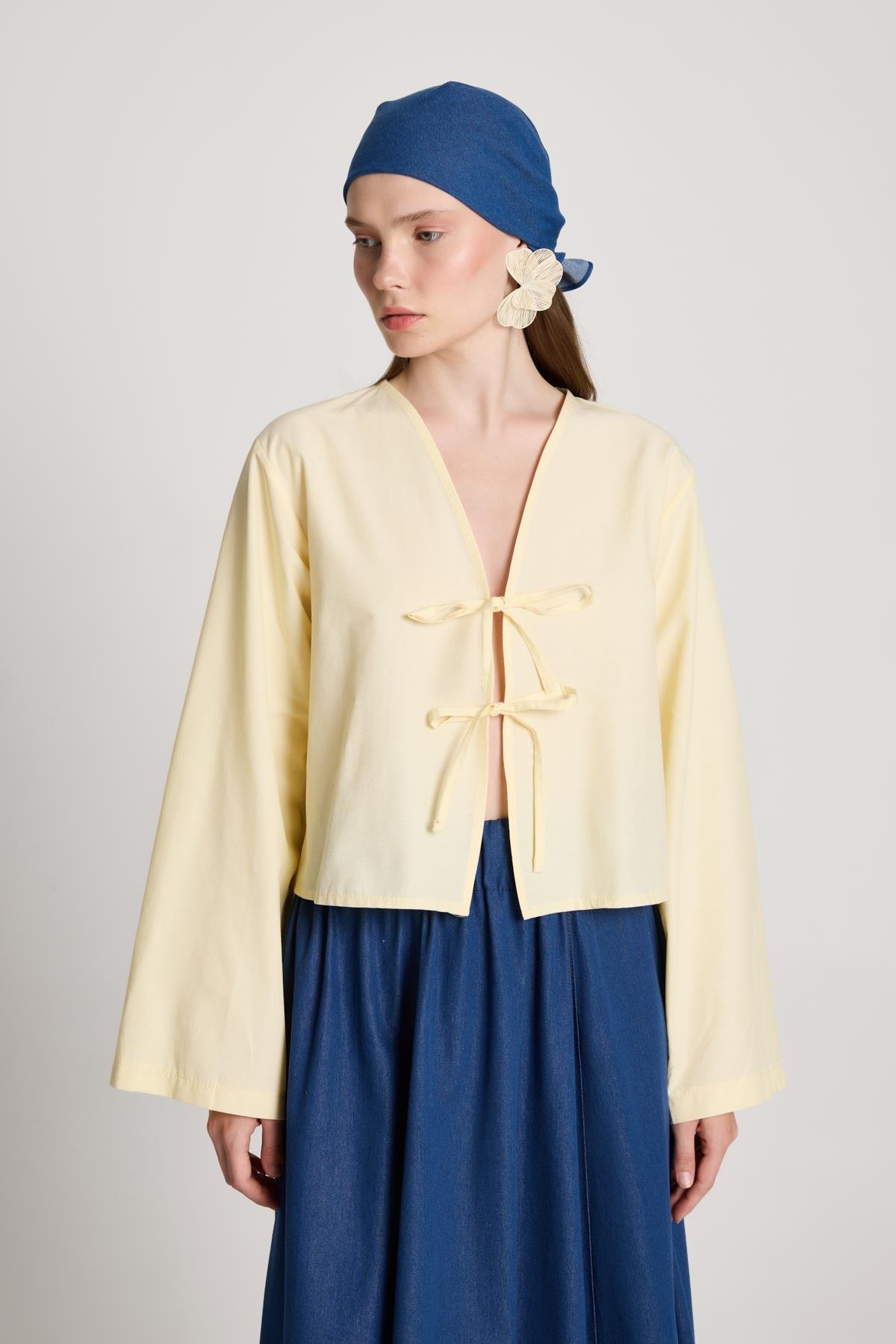 Kadın Sarı Poplin Önden Bağlamalı Bluz 29085