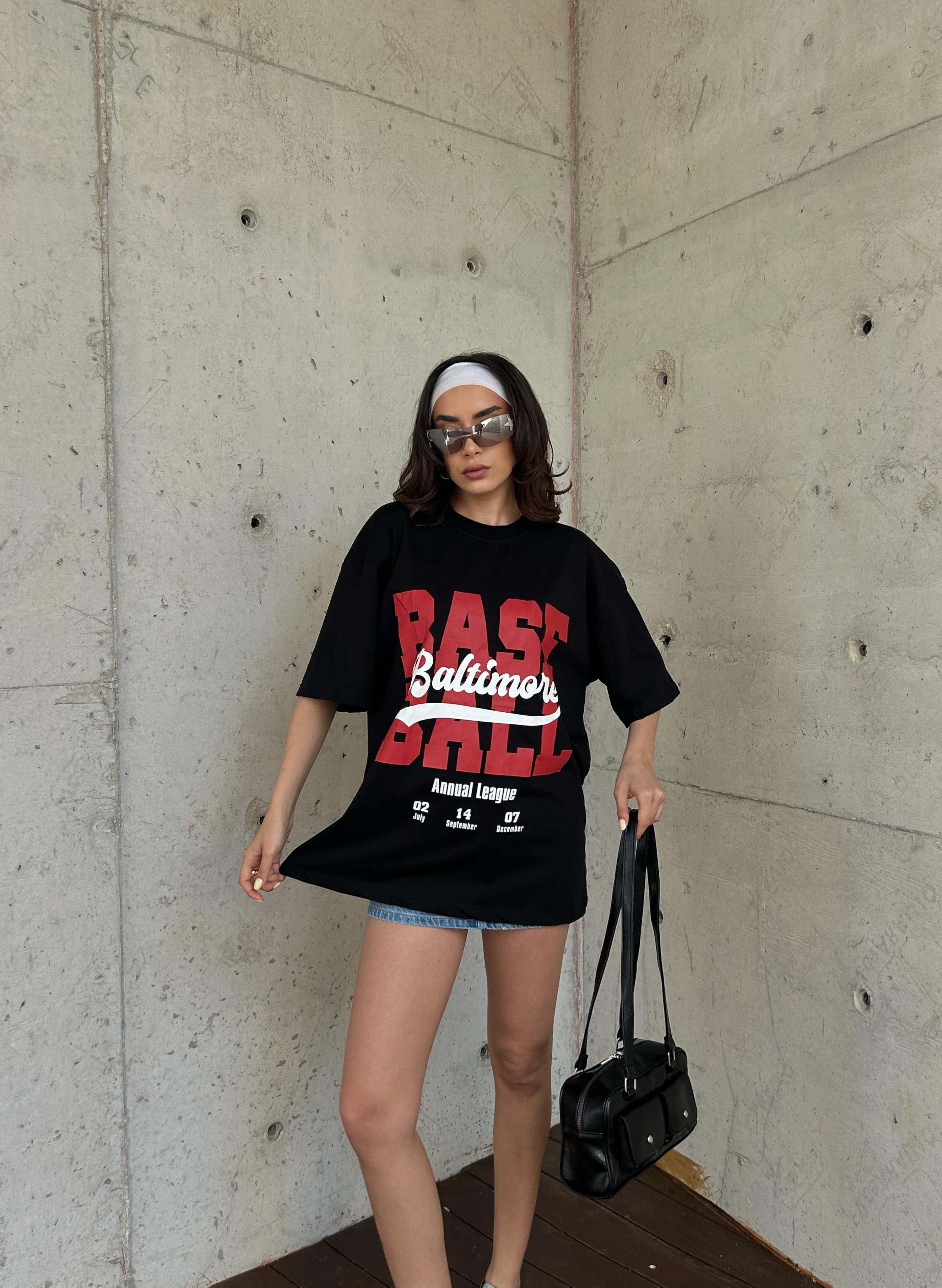 Kadın Siyah %100 Pamuk Baskılı Oversize T-shirt 29179