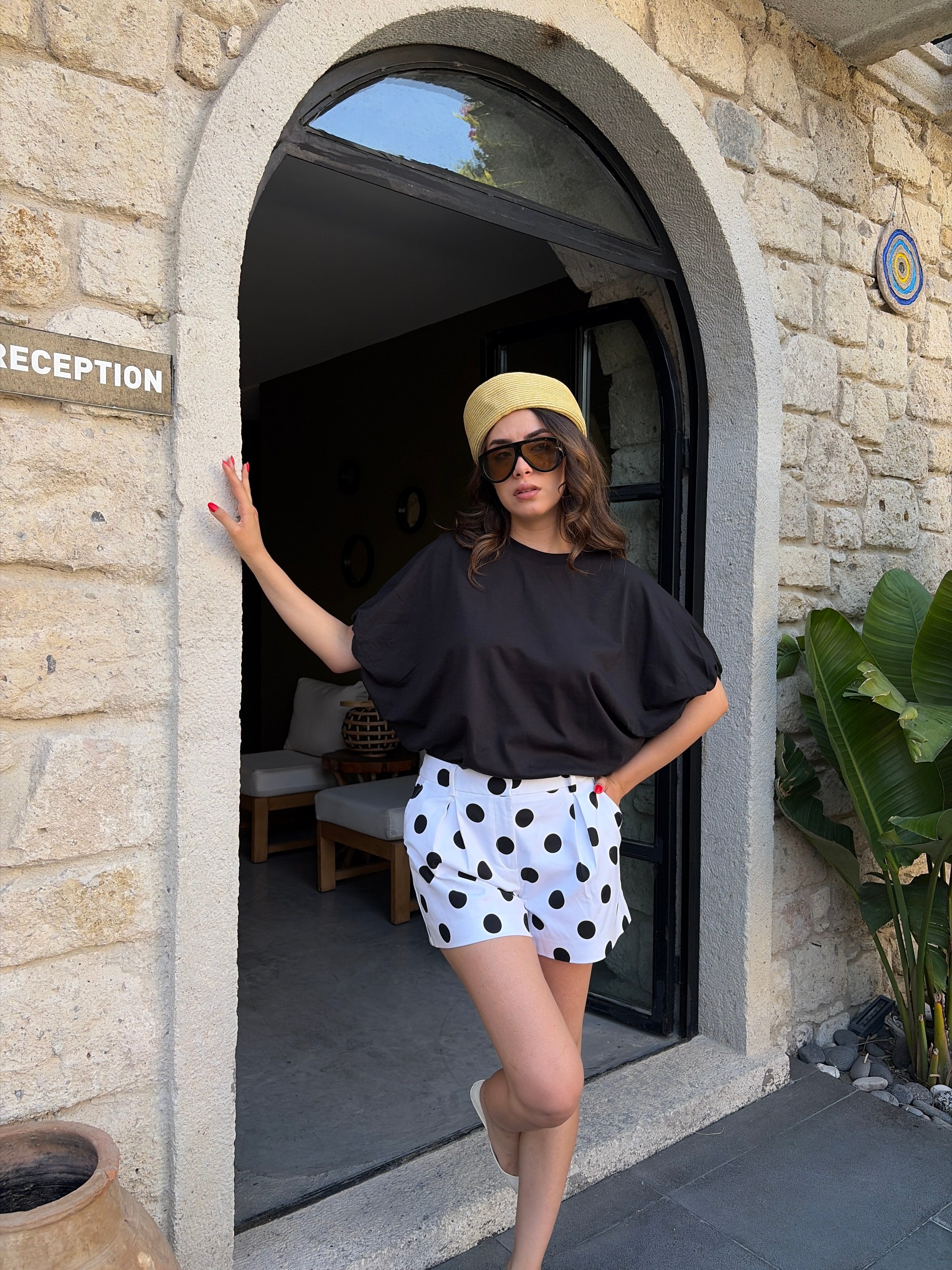 Kadın Siyah % 100 Pamuk Kol Detaylı T-shirt 31109 
