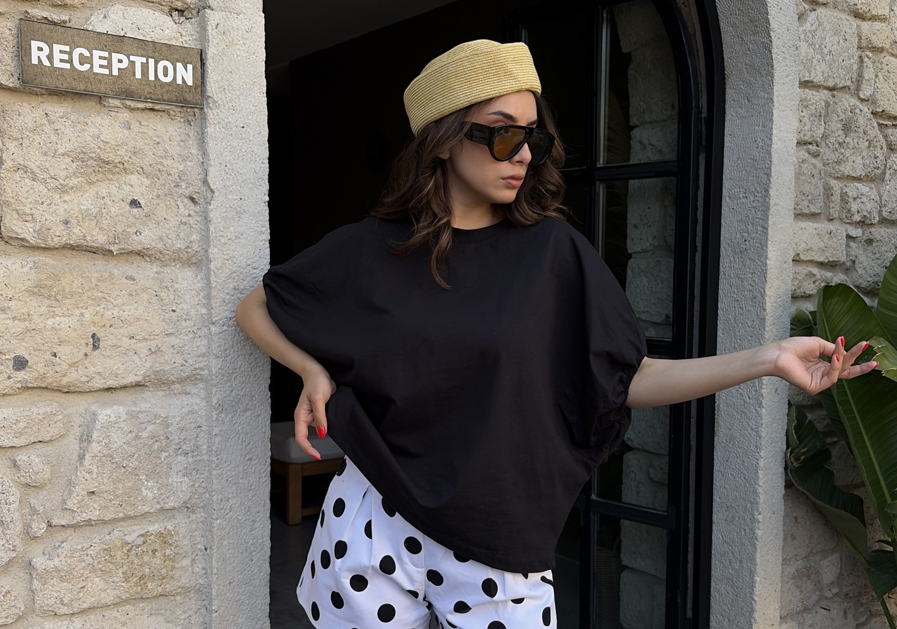 Kadın Siyah % 100 Pamuk Kol Detaylı T-shirt 31109 