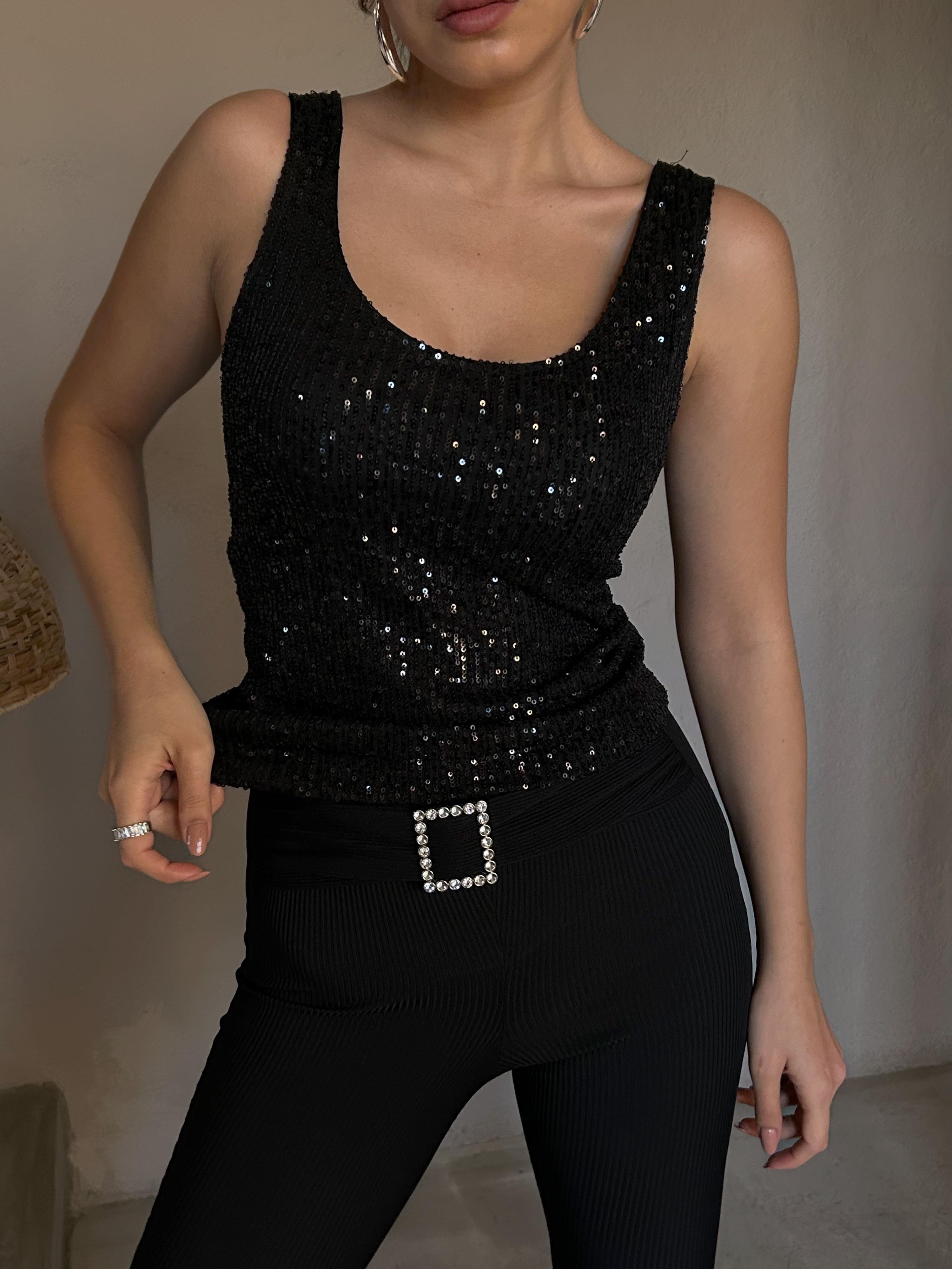 Kadın Siyah Askılı Astarlı Havuz Yaka Pul Payet Bluz 28369