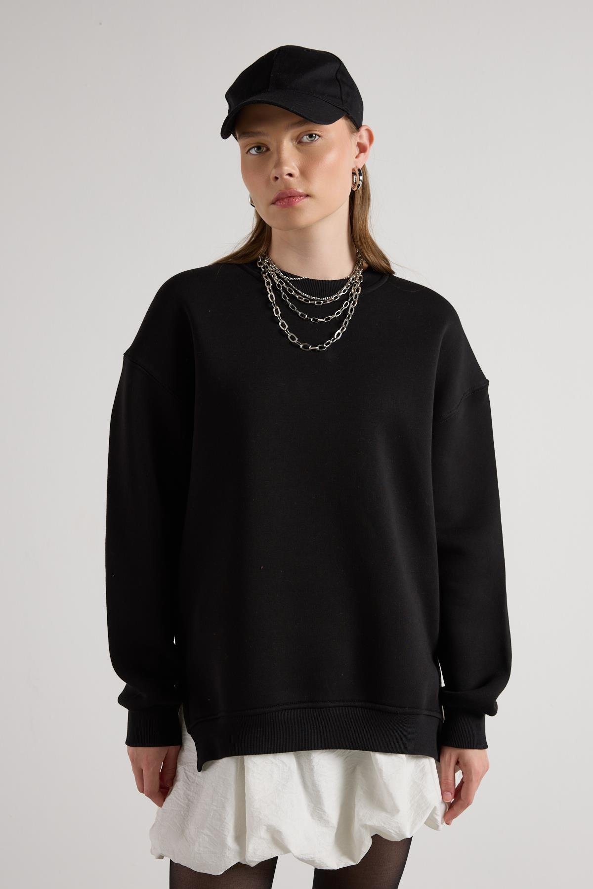 Kadın Siyah Basic Yırtmaçlı Oversize 3 iplik Şardonlu Sweatshirts 30078 