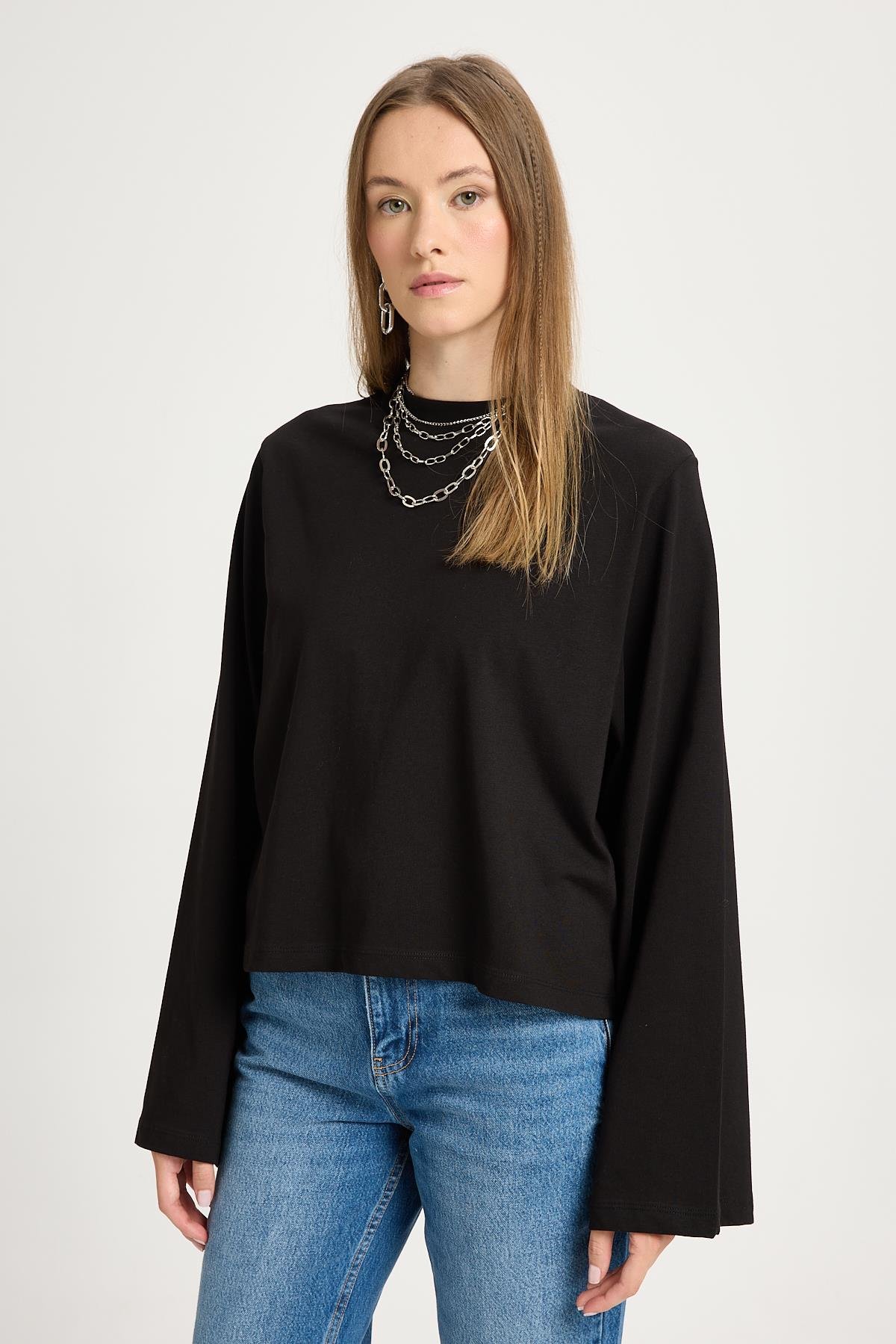 Kadın Siyah Geniş Kol Oversize Kısa Basic T-shirt 30059