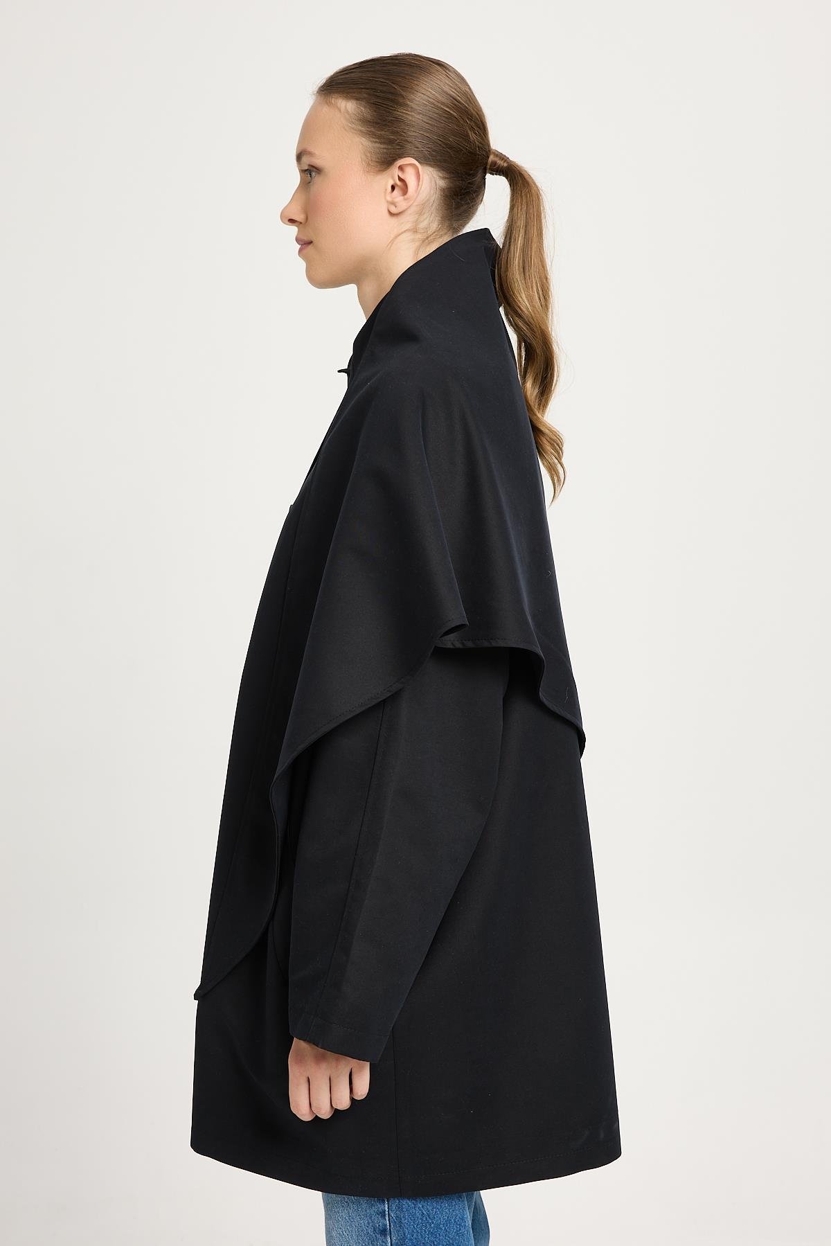 Kadın Siyah Oversize Seyyar Yakalı Astarlı Tasarım trençkot 30009