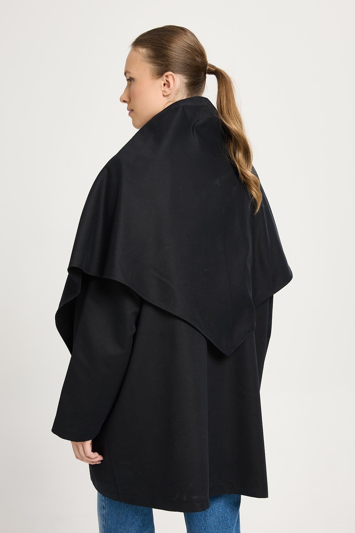 Kadın Siyah Oversize Seyyar Yakalı Astarlı Tasarım trençkot 30009
