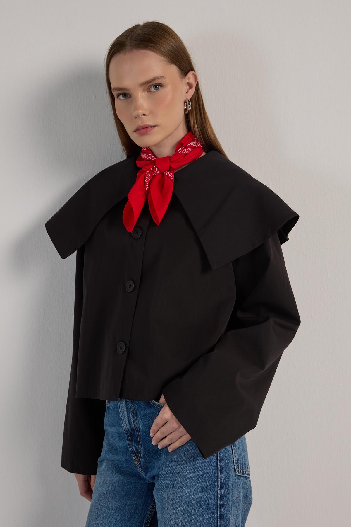 Kadın Siyah Premium Tasarım Kısa Trençkot 30011