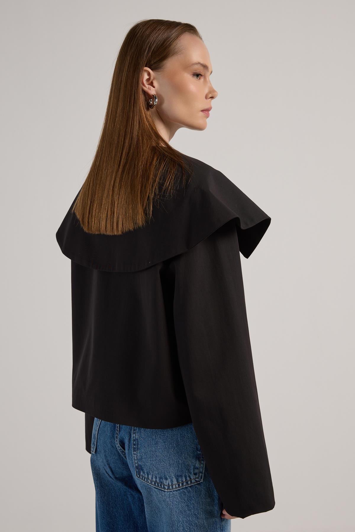 Kadın Siyah Premium Tasarım Kısa Trençkot 30011