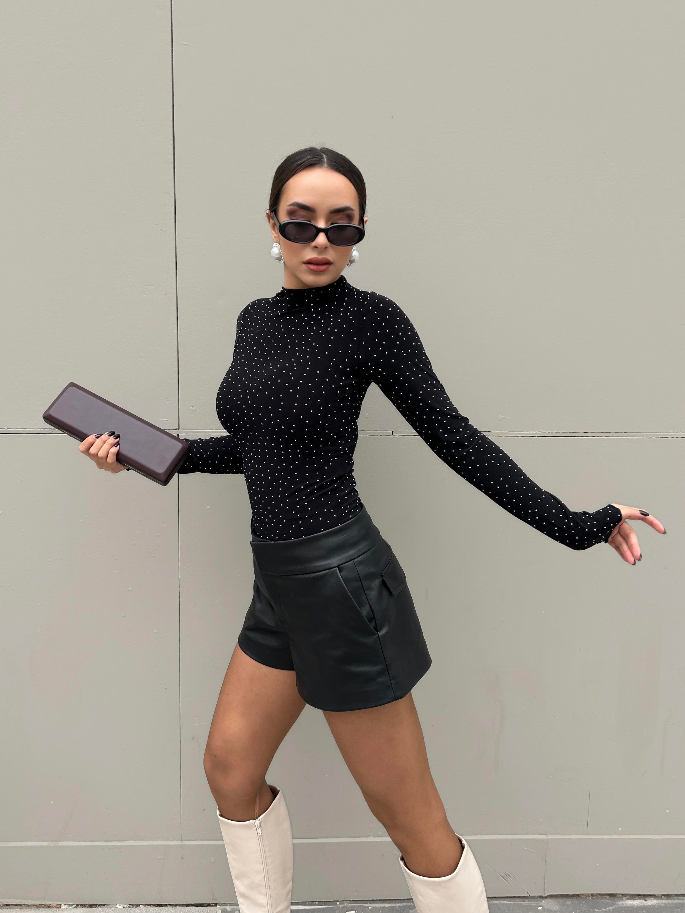 Kadın Siyah Sandy Kumaş Taşlı Bluz 30098