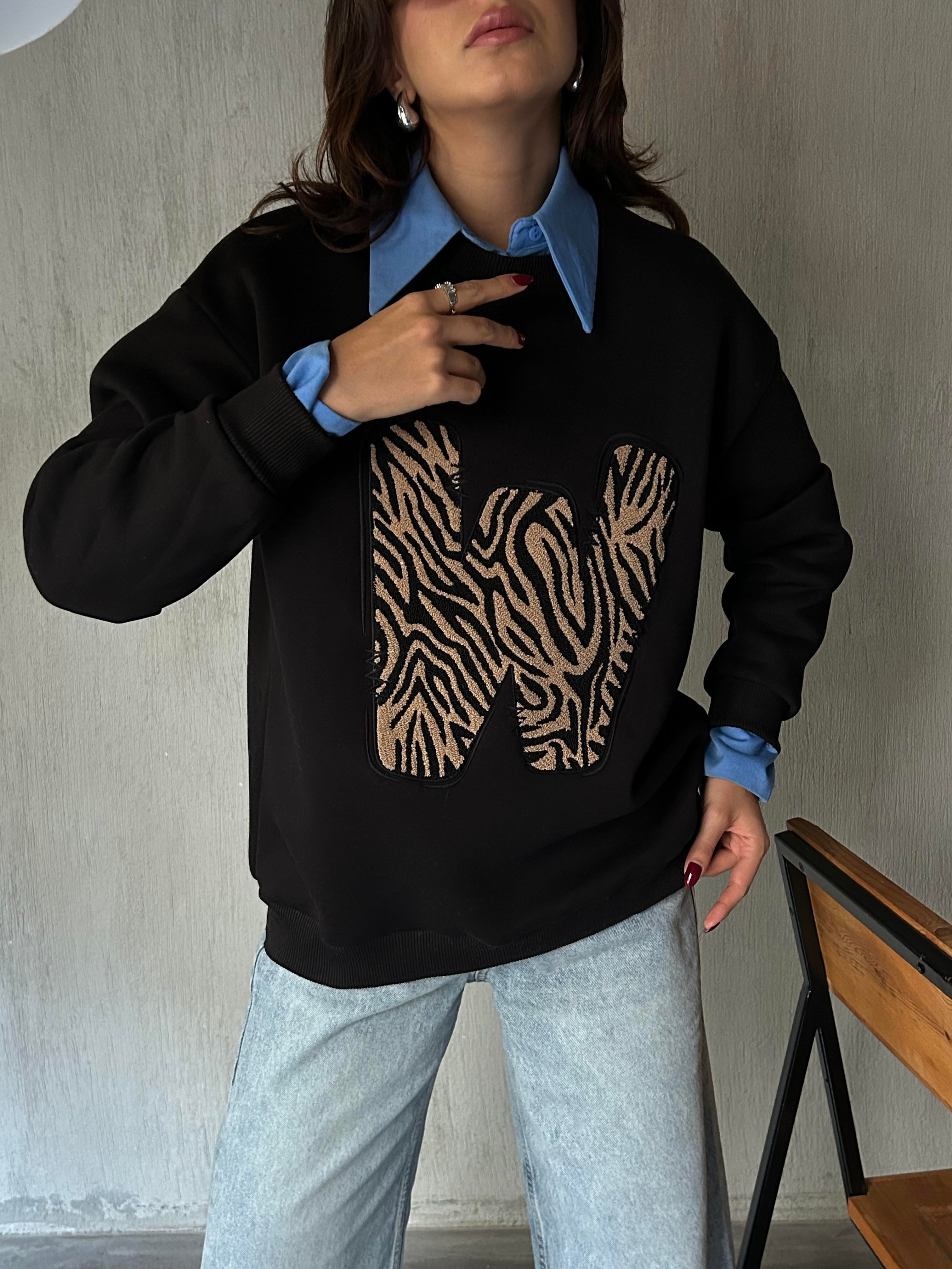 Kadın Siyah Süzene Nakışlı 3 İplik Şardonlu Geniş Kesim Sweatshirt 28314