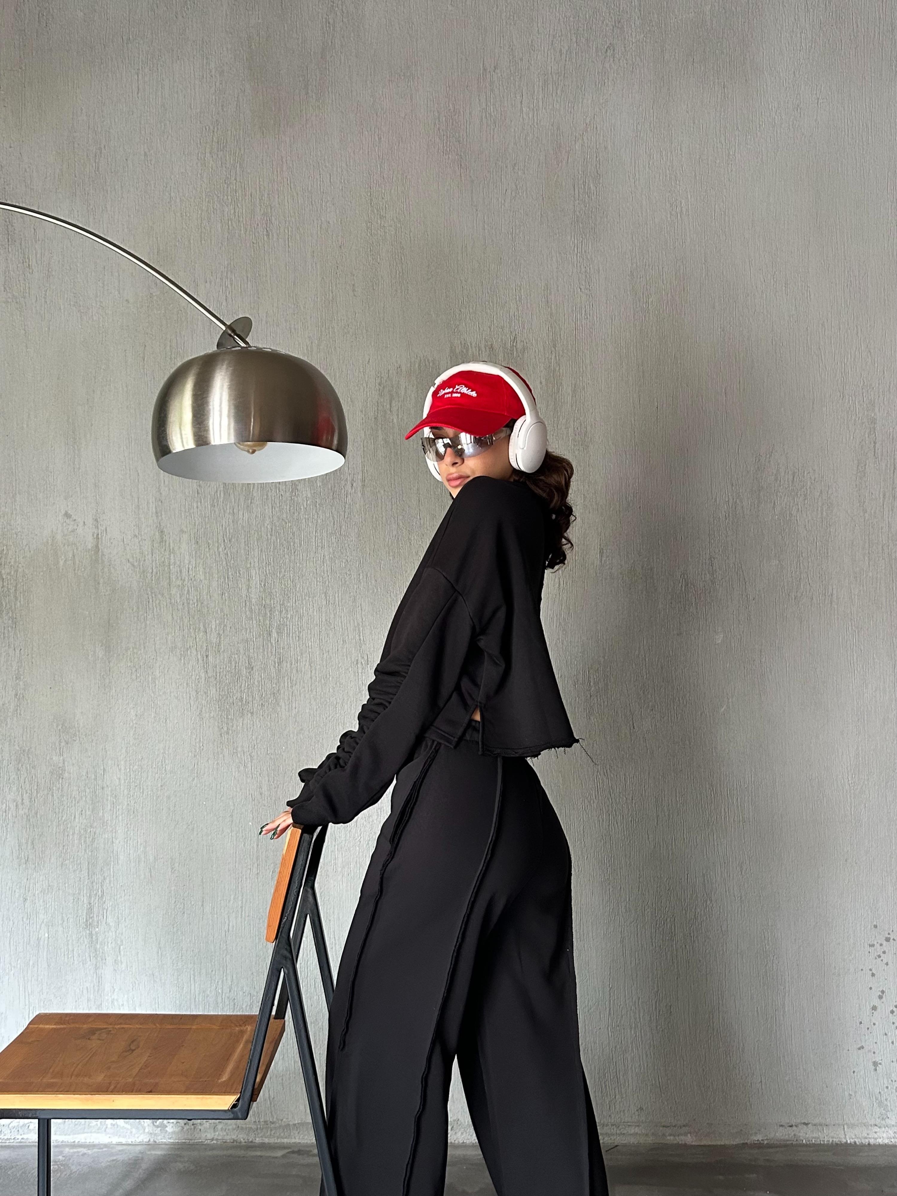 Kadın Siyah Tasarım Sweatshirt ve Pis Dikiş Bol Kesim Şardonsuz Eşofman Alt/Üst Takım 28374