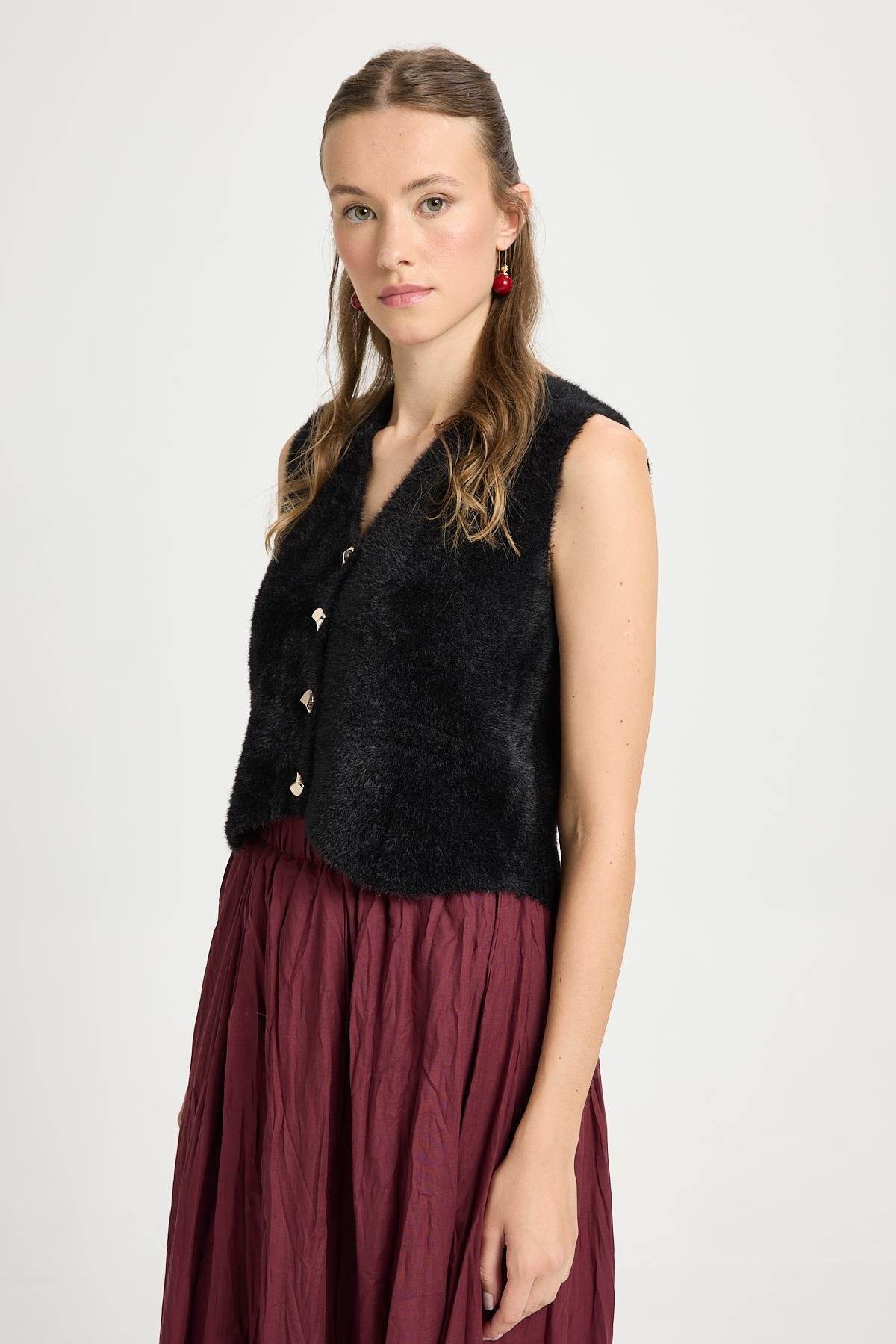 Kadın Siyah Triko Yelek Gold Düğme Detaylı Yumuşak Dokulu 2541