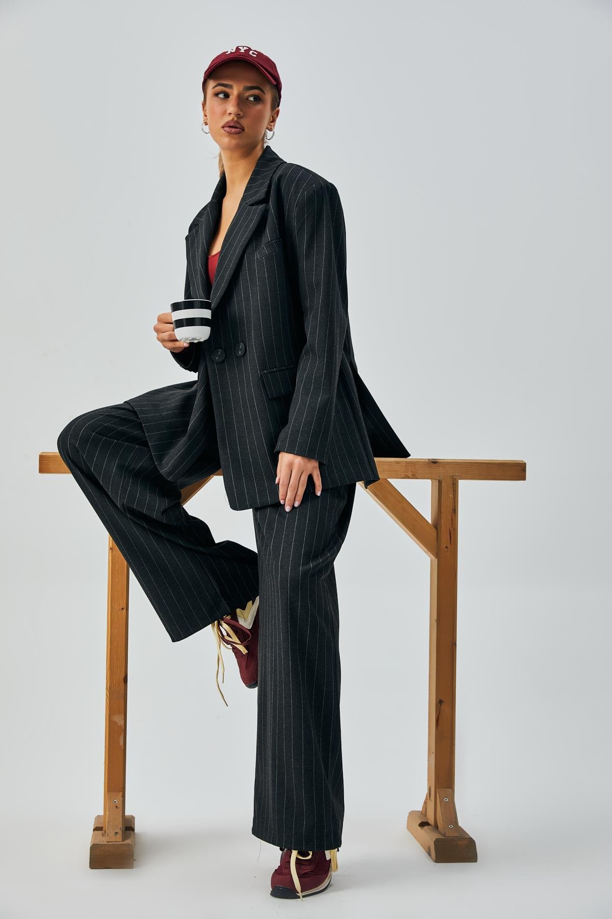 Kadın Siyah Yün Poliviskon Çizgili Kruvaze Yaka Düğmeli Blazer Ceket 28076