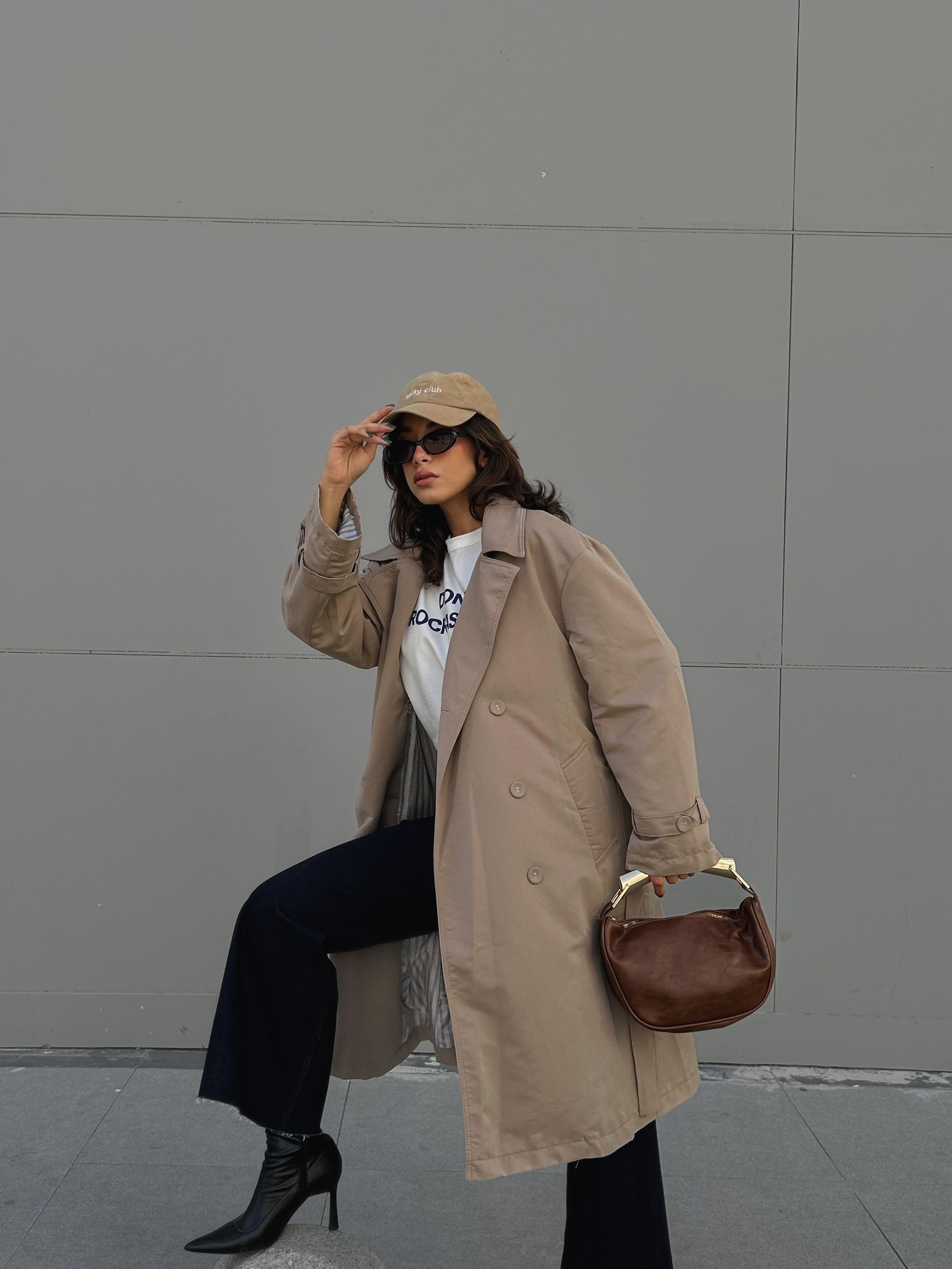 Kadın Taş Astarı Çizgi Desenli Oversize Trençkot 28119