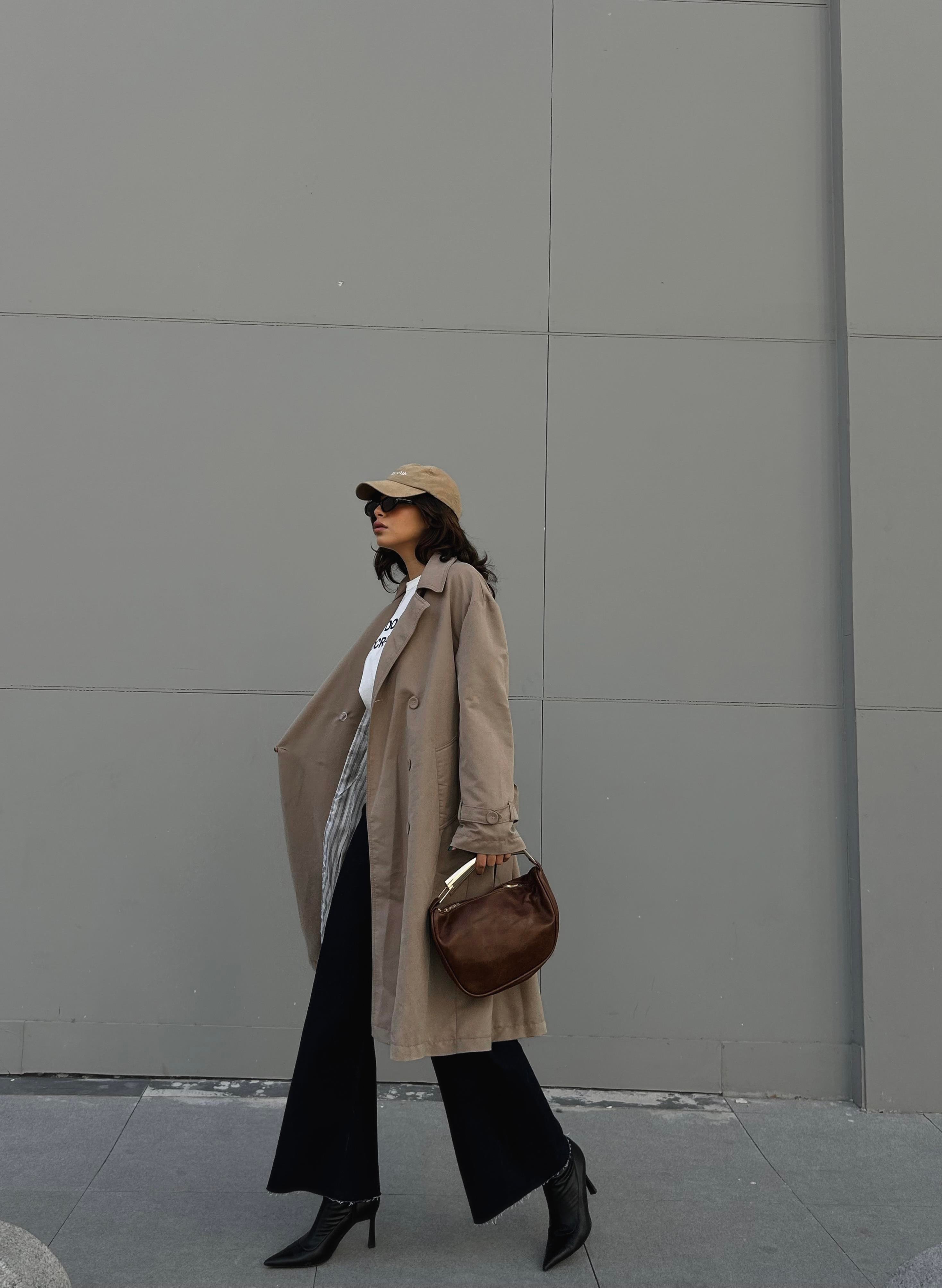 Kadın Taş Astarı Çizgi Desenli Oversize Trençkot 28119