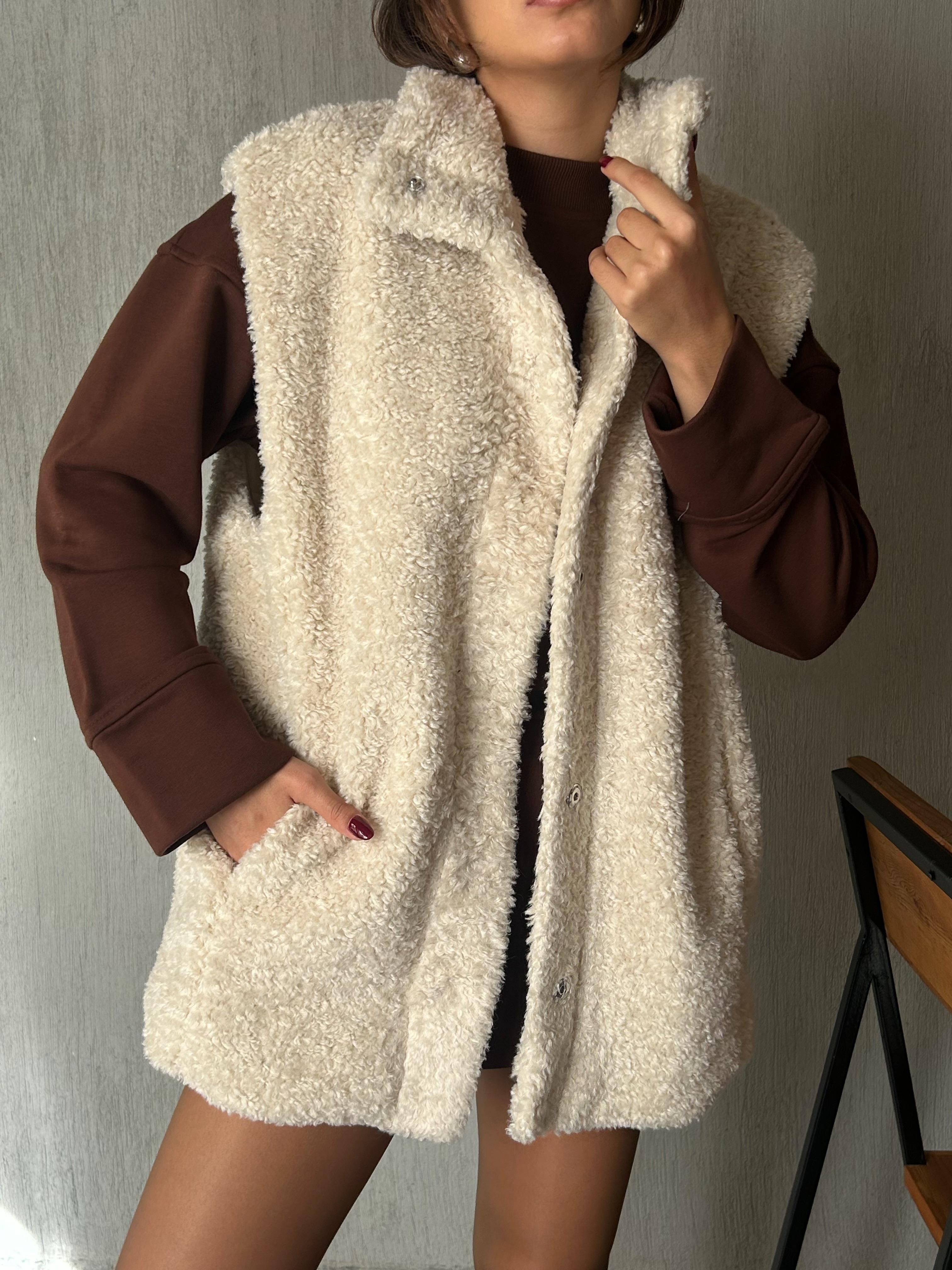 Kadın Taş Gizli Çıtçıt Detaylı Astarlı Peluş Yelek 28267