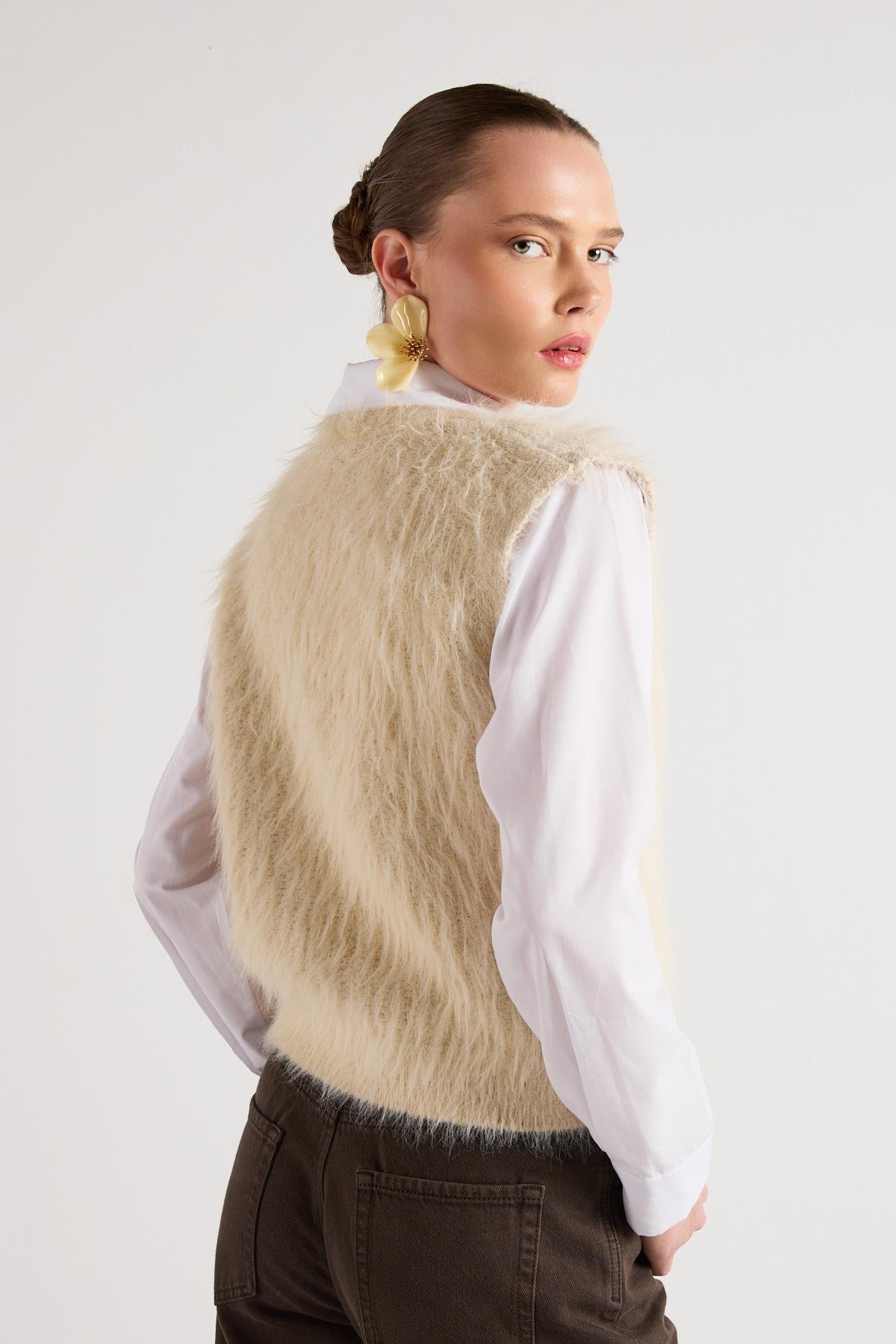 Kadın Taş Peluş Triko Yelek 92