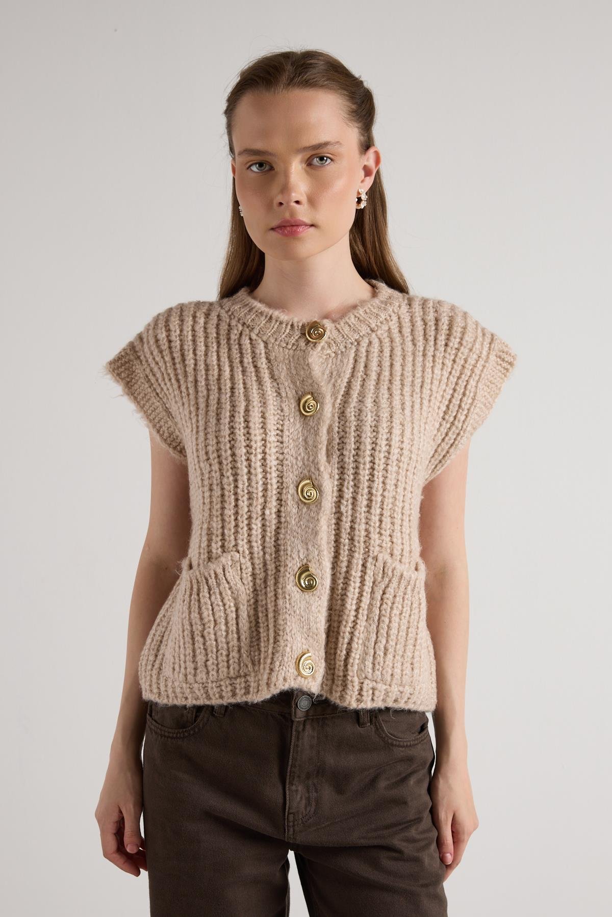 Kadın Vizon Saç Örgü Düğme Detaylı Triko Yelek 5584
