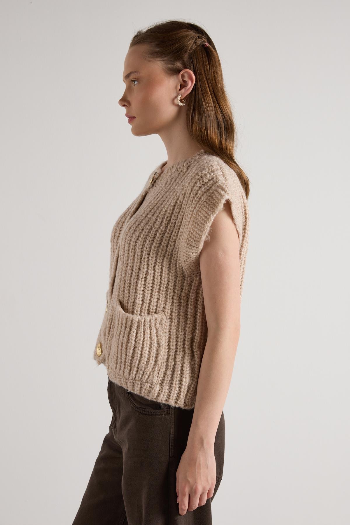 Kadın Vizon Saç Örgü Düğme Detaylı Triko Yelek 5584