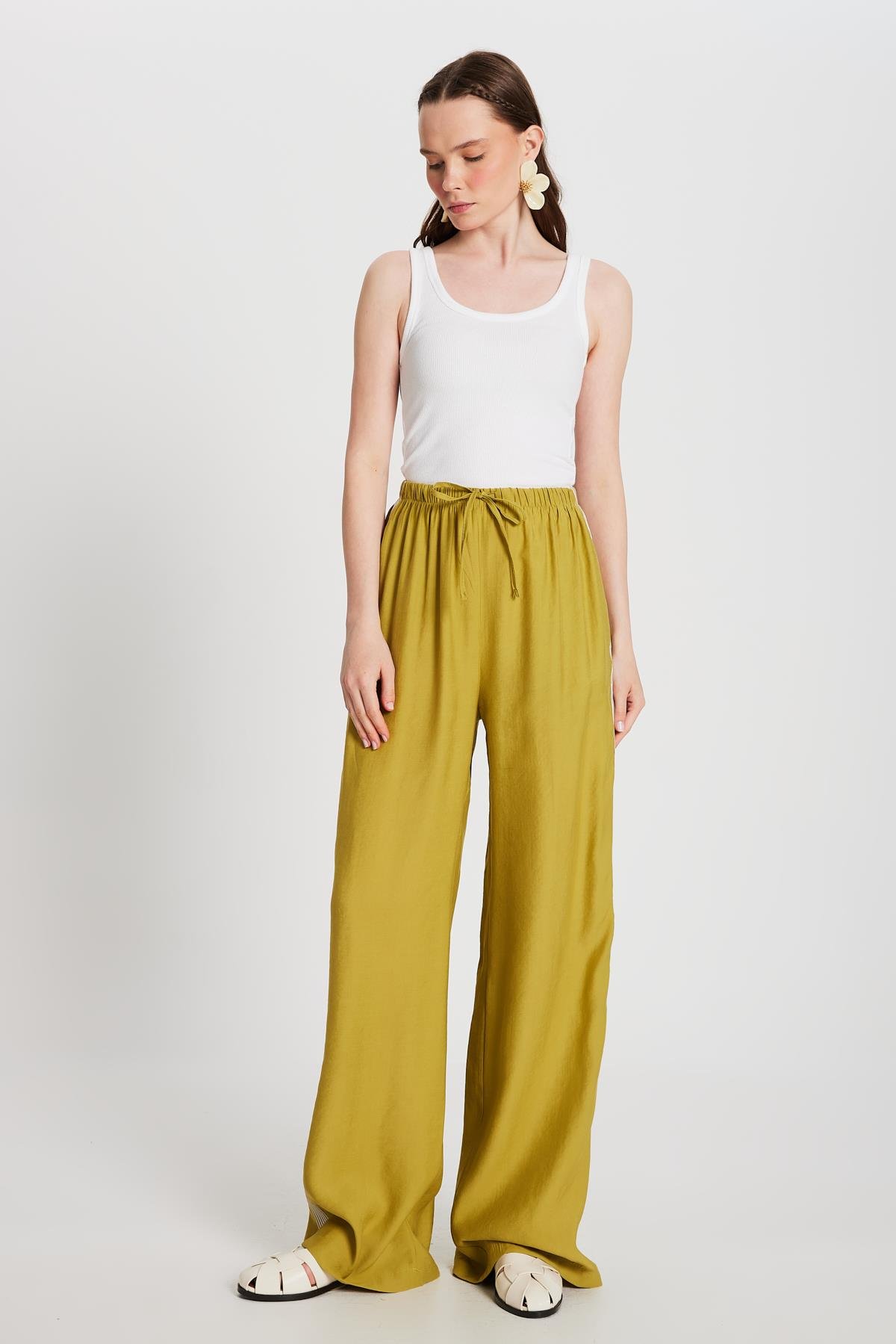 Kadın Yağ Yeşili %100 Modal Bol Kesim Yanları Şeritli Pantolon 29139