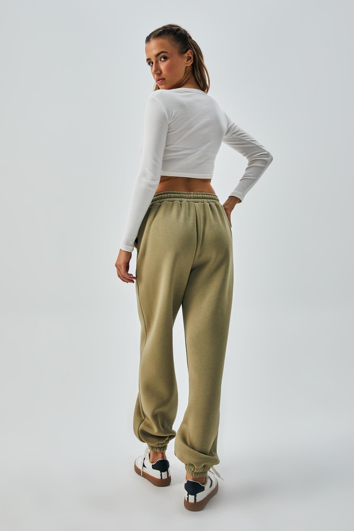 Küf Yeşili Lastikli Şardonlu Basic Eşofman Altı 26262