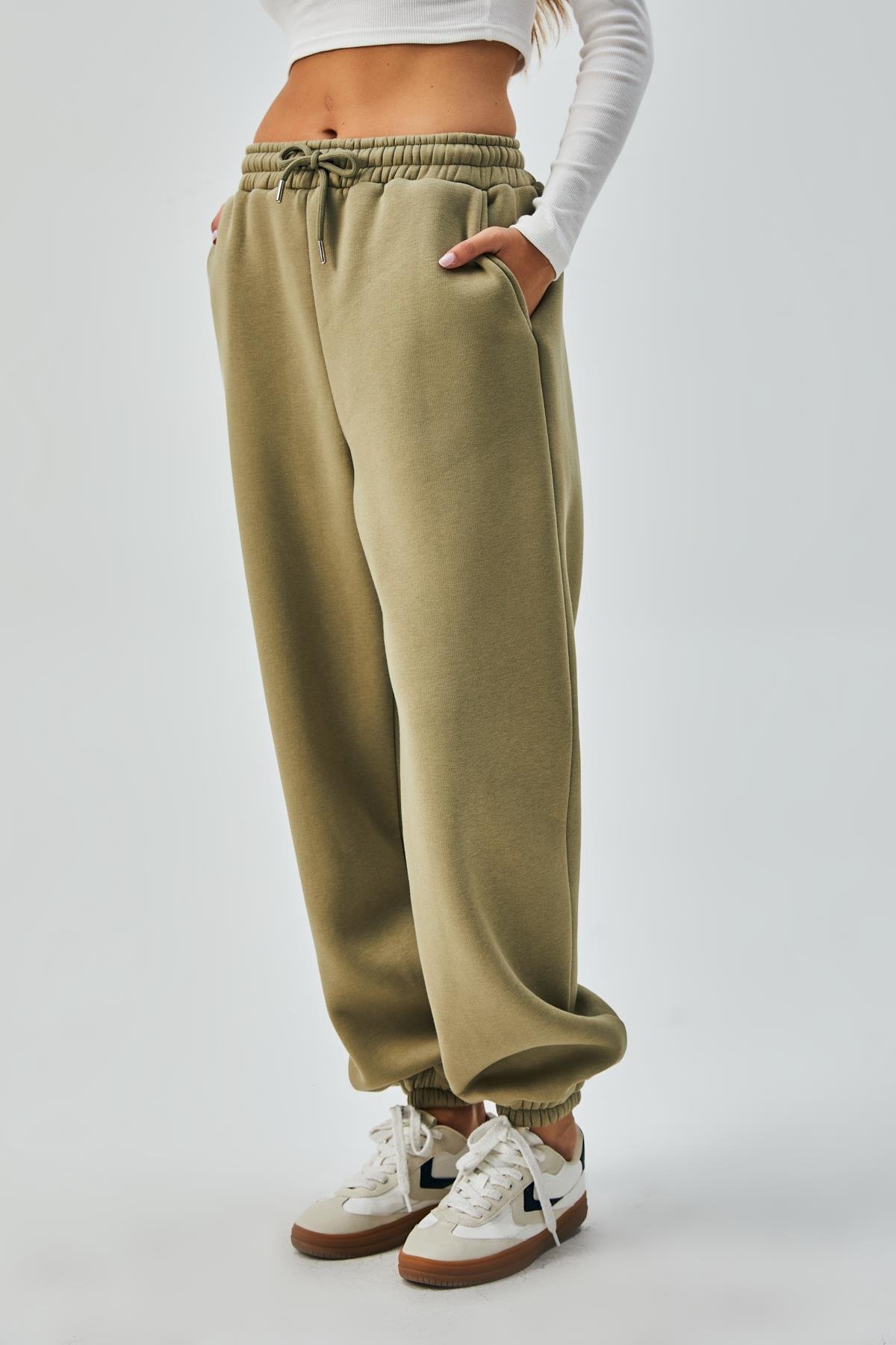 Küf Yeşili Lastikli Şardonlu Basic Eşofman Altı 26262