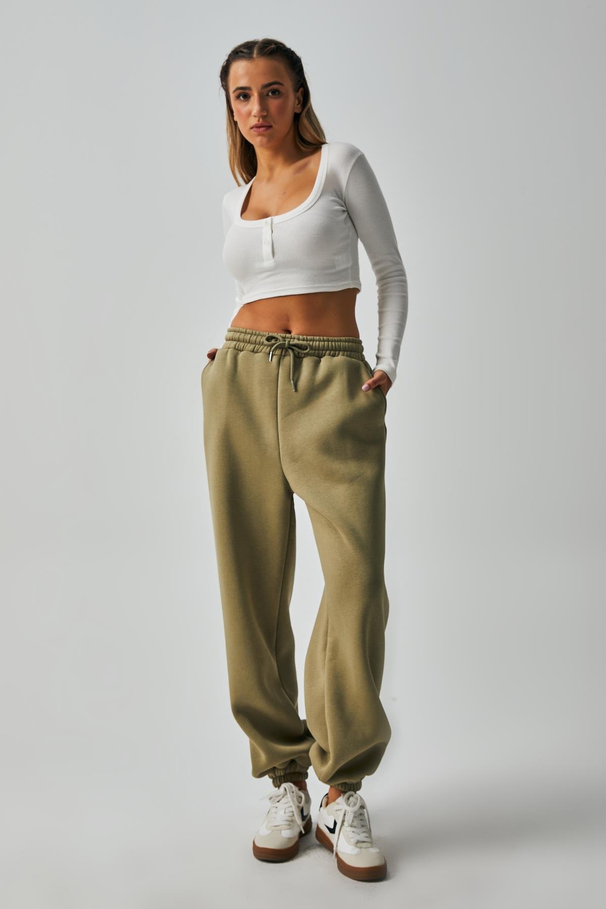 Küf Yeşili Lastikli Şardonlu Basic Eşofman Altı 26262