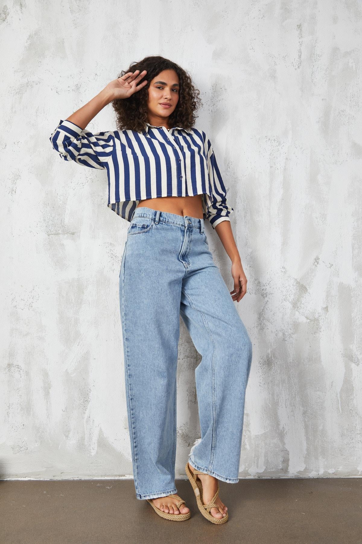Lacivert Modal Kumaş Çizgili Crop Gömlek 27272