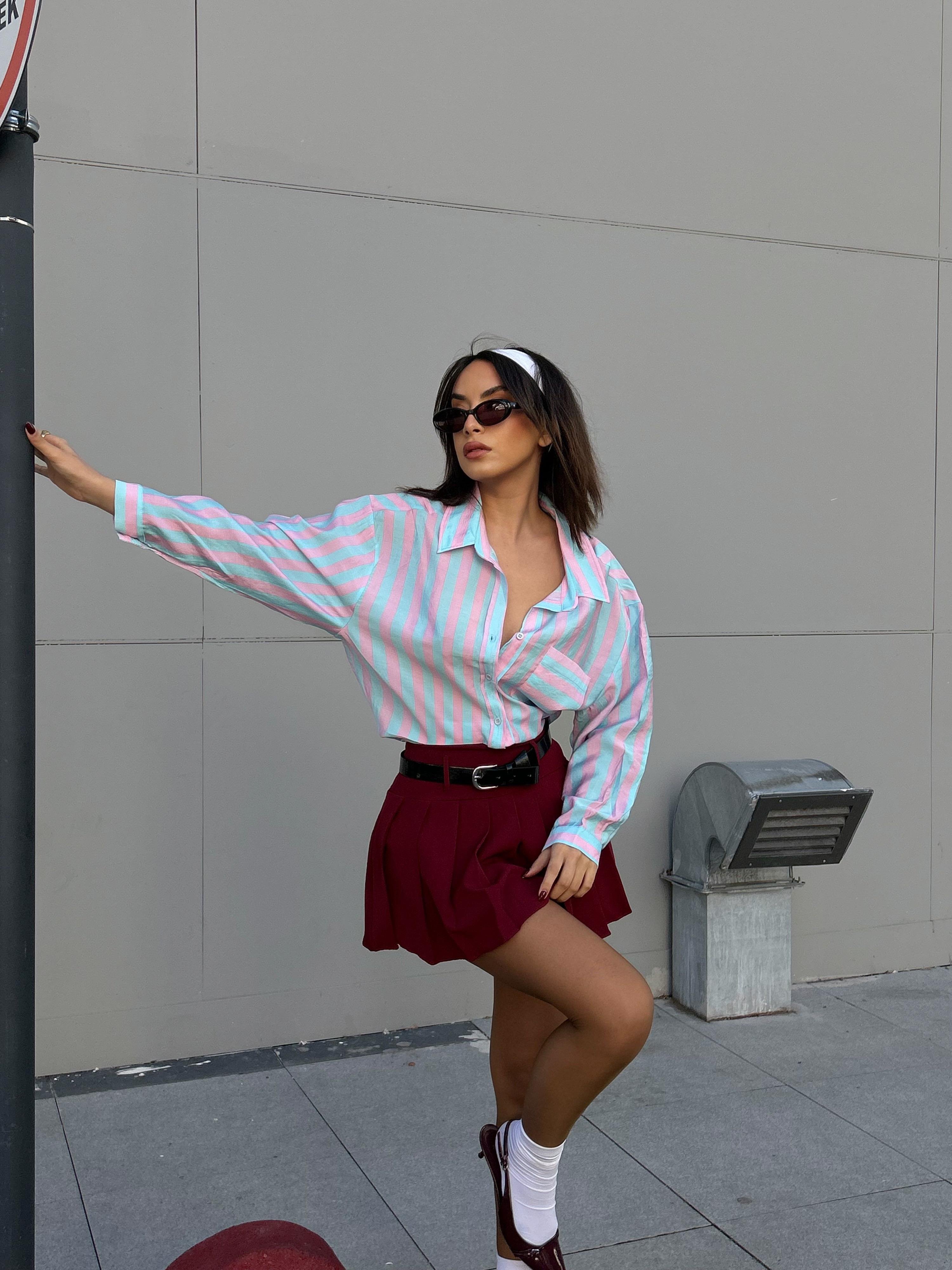Mavi Çift Renk Çizgili V Yaka Oversize Gömlek 27198